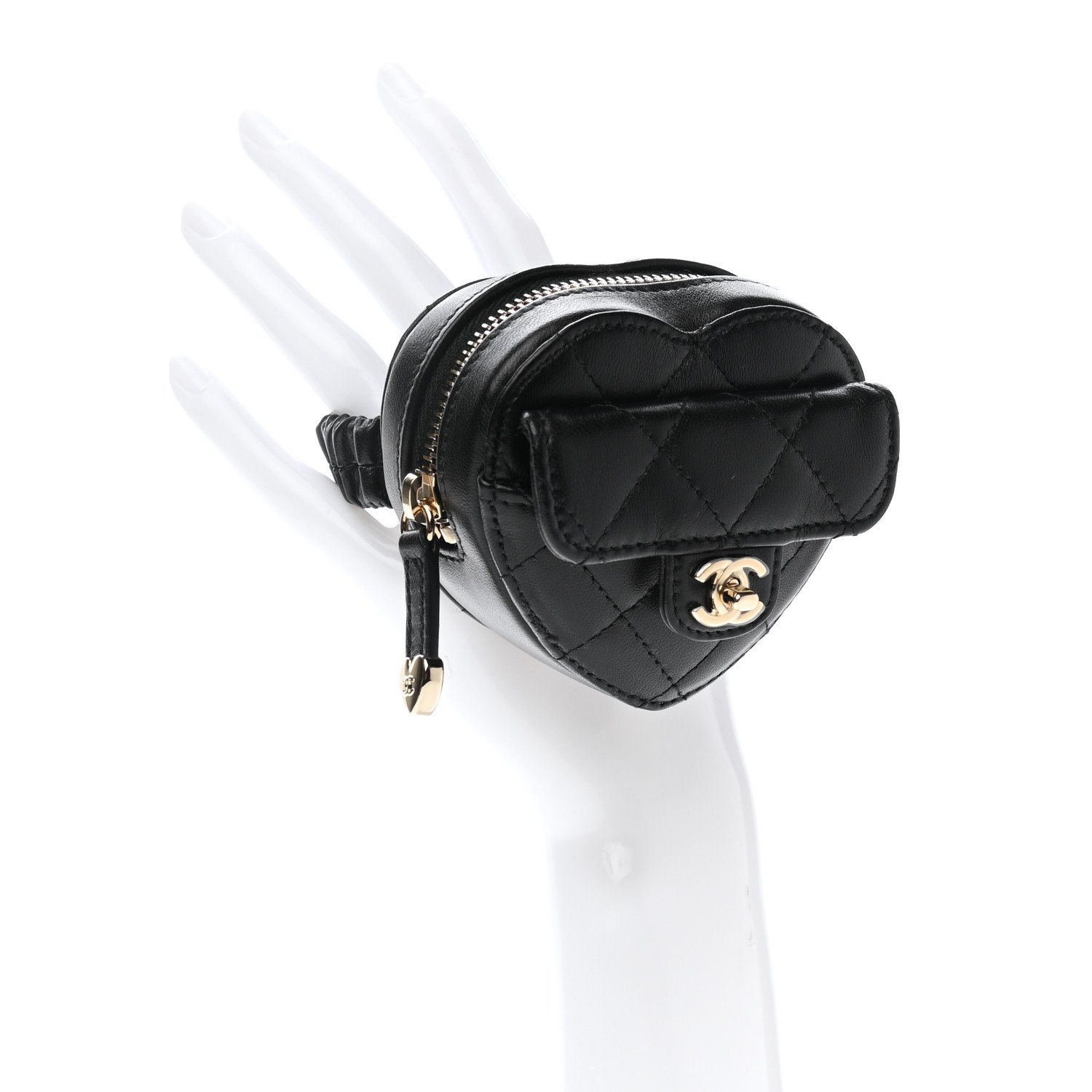 Chanel Lambskin Quilted CC In Love Heart Zipped Arm Coin Purse Black — view 3