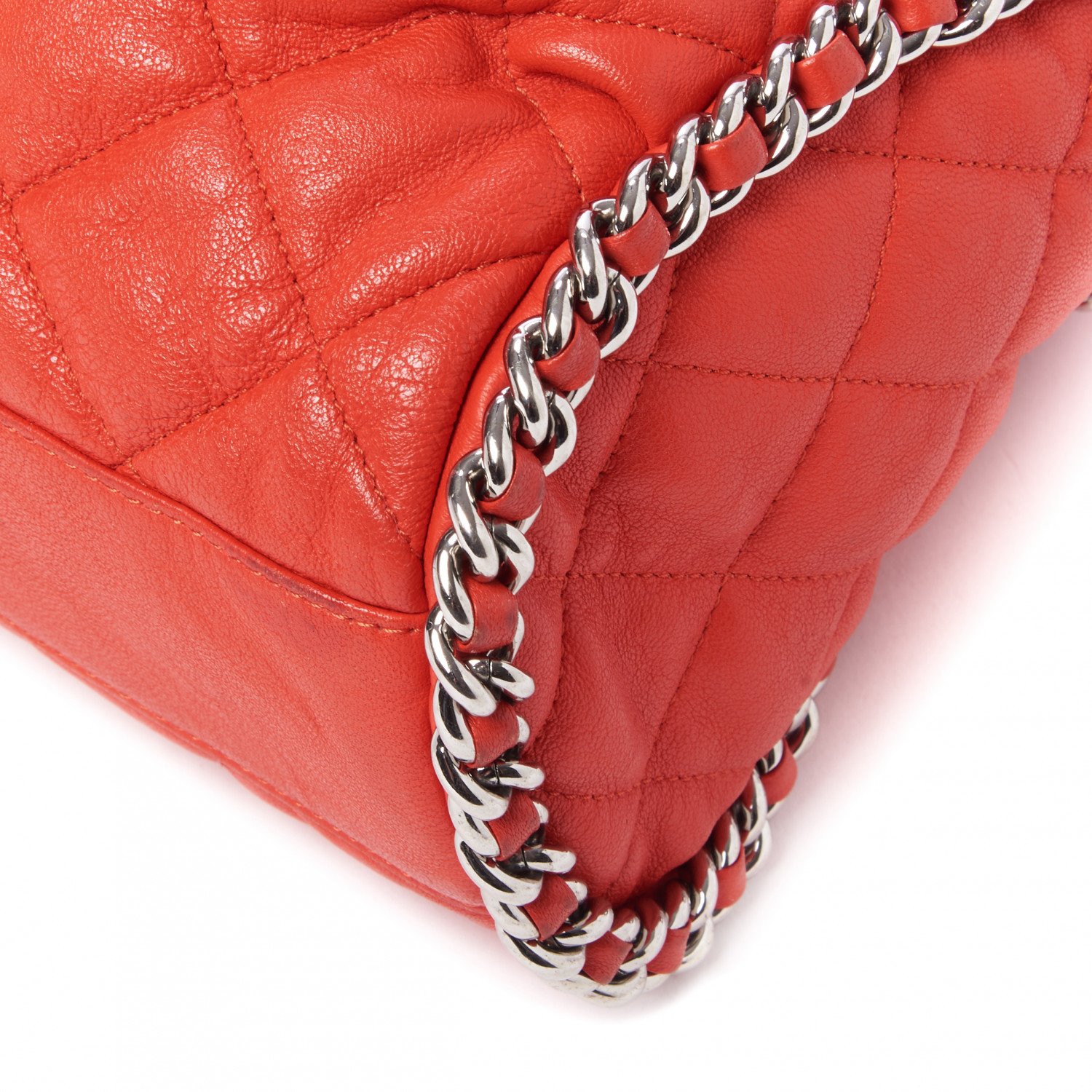 Chanel Washed Lambskin Chain Around Hobo Red — view 4