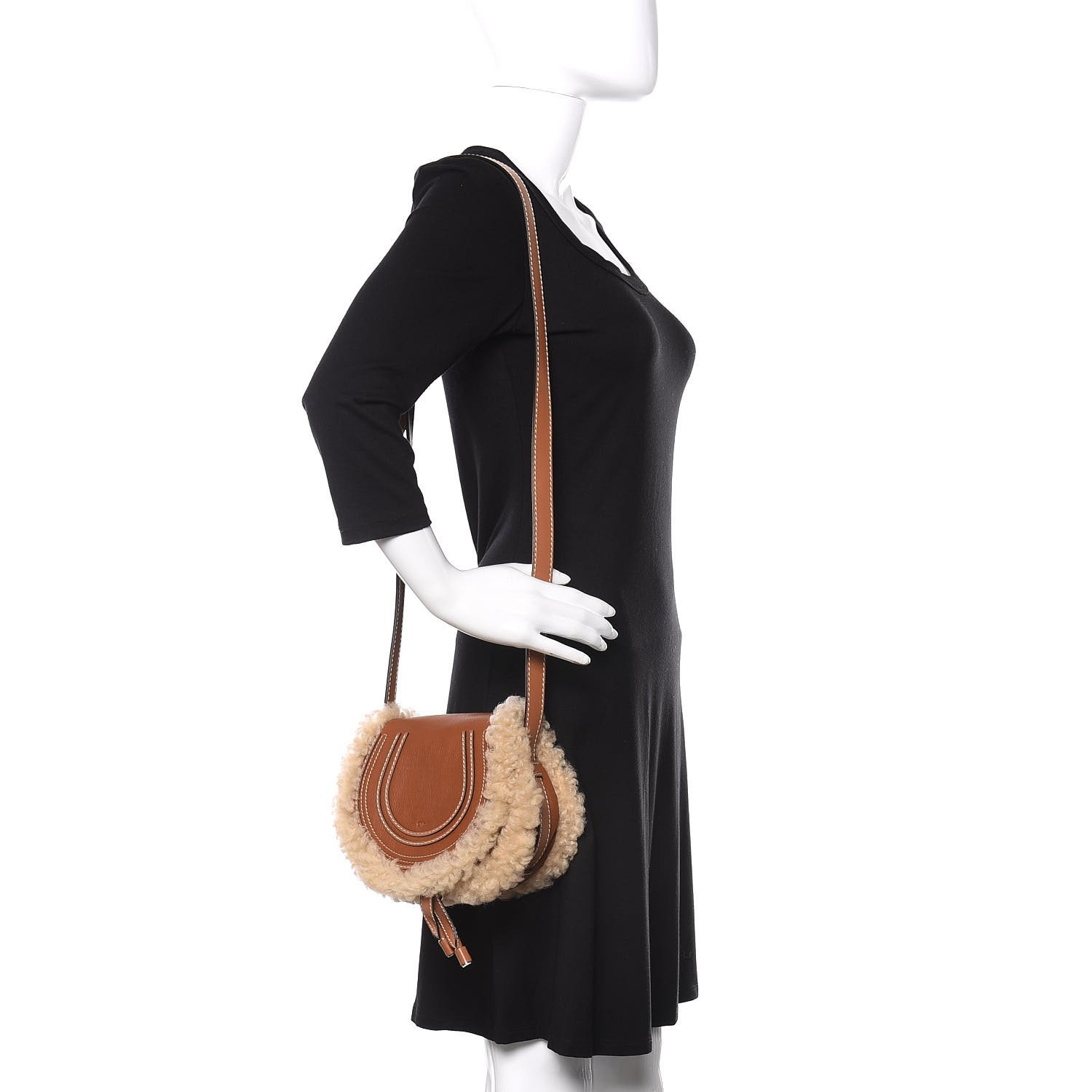 Chloe Small Grain Shiny Calfskin Shearling Small Marcie Round Crossbody Bag Caramel — view 5