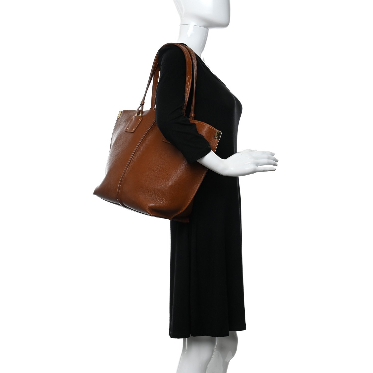 Chloe Calfskin Medium Vick Tote Caramel — view 5