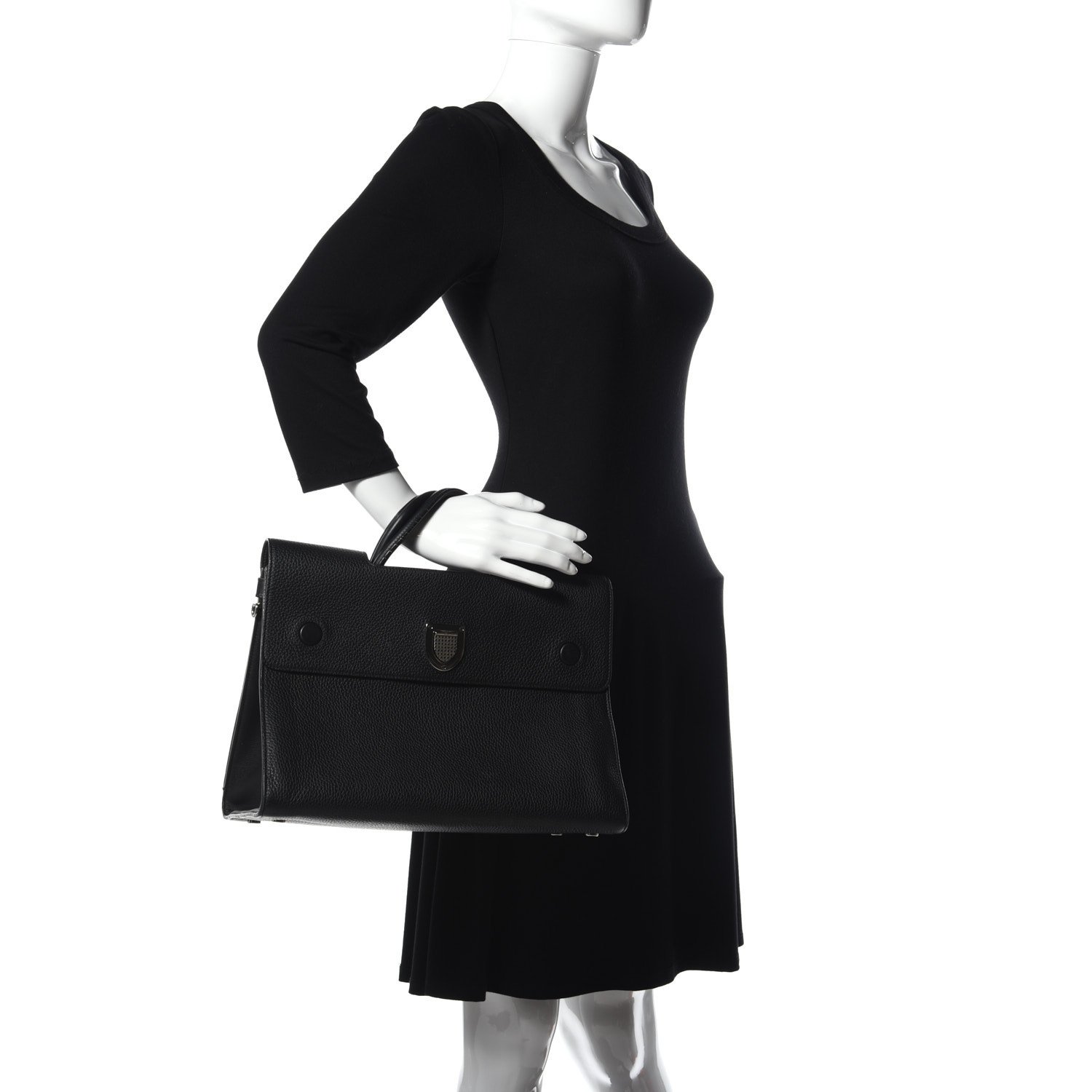 Christian Dior Grained Calfskin Large Diorever Flap Black — view 3
