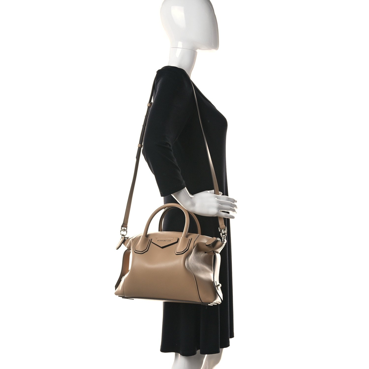 Givenchy Smooth Calfskin Small Soft Antigona Beige Cappuccino — view 4