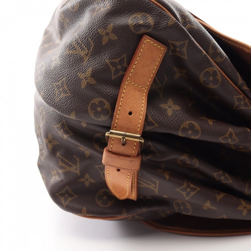 Louis Vuitton Monogram Saumur 40 B+ — view 5