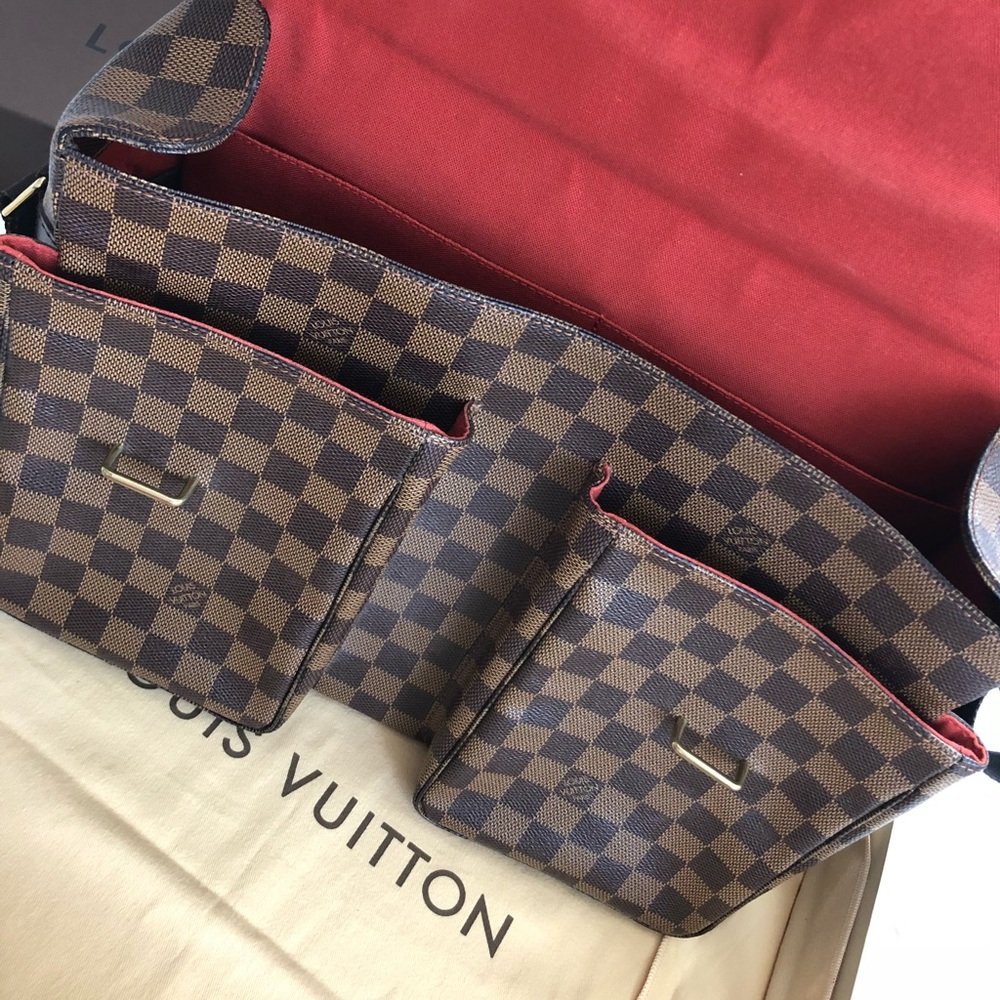 LV Damier Ebene Broadway Messenger Bag — view 5