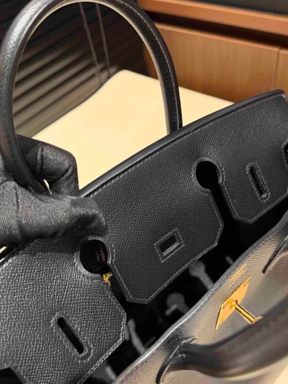 Hermes Black Birkin 30 Epsom leather bag — view 5