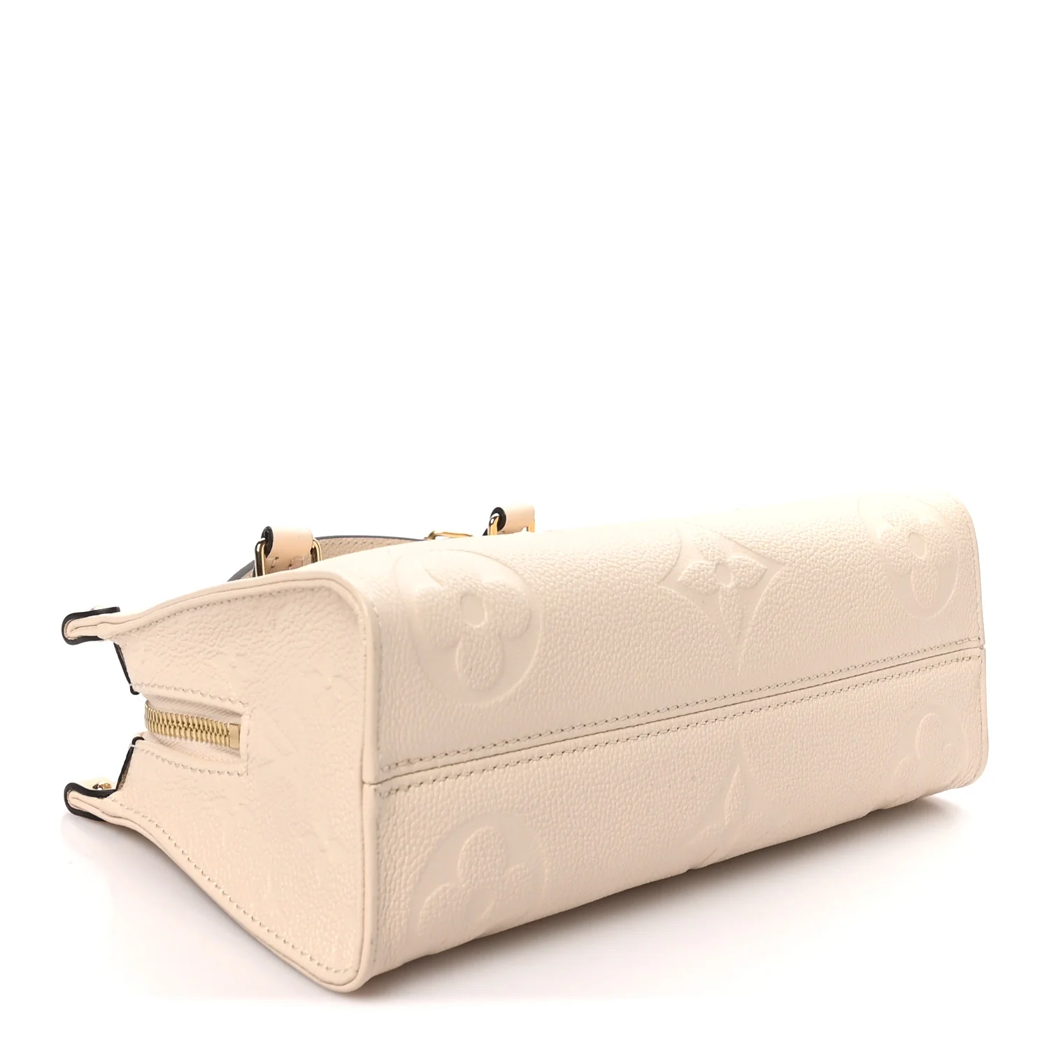 Louis Vuitton Empreinte Monogram Giant OnTheGo East West Creme — view 4