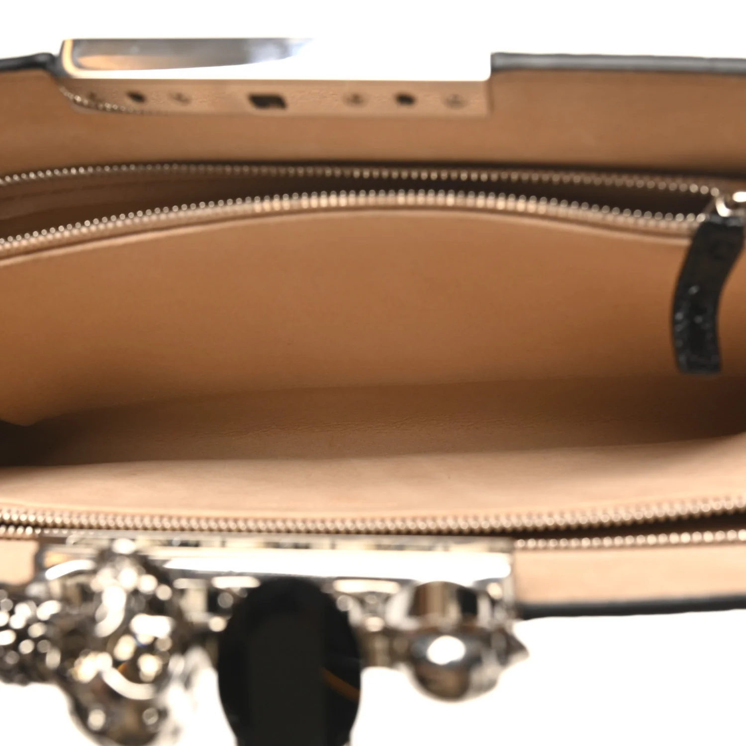 Alexander McQueen Calfskin Crocodile Embossed Knuckle Flat Clutch Black — view 5