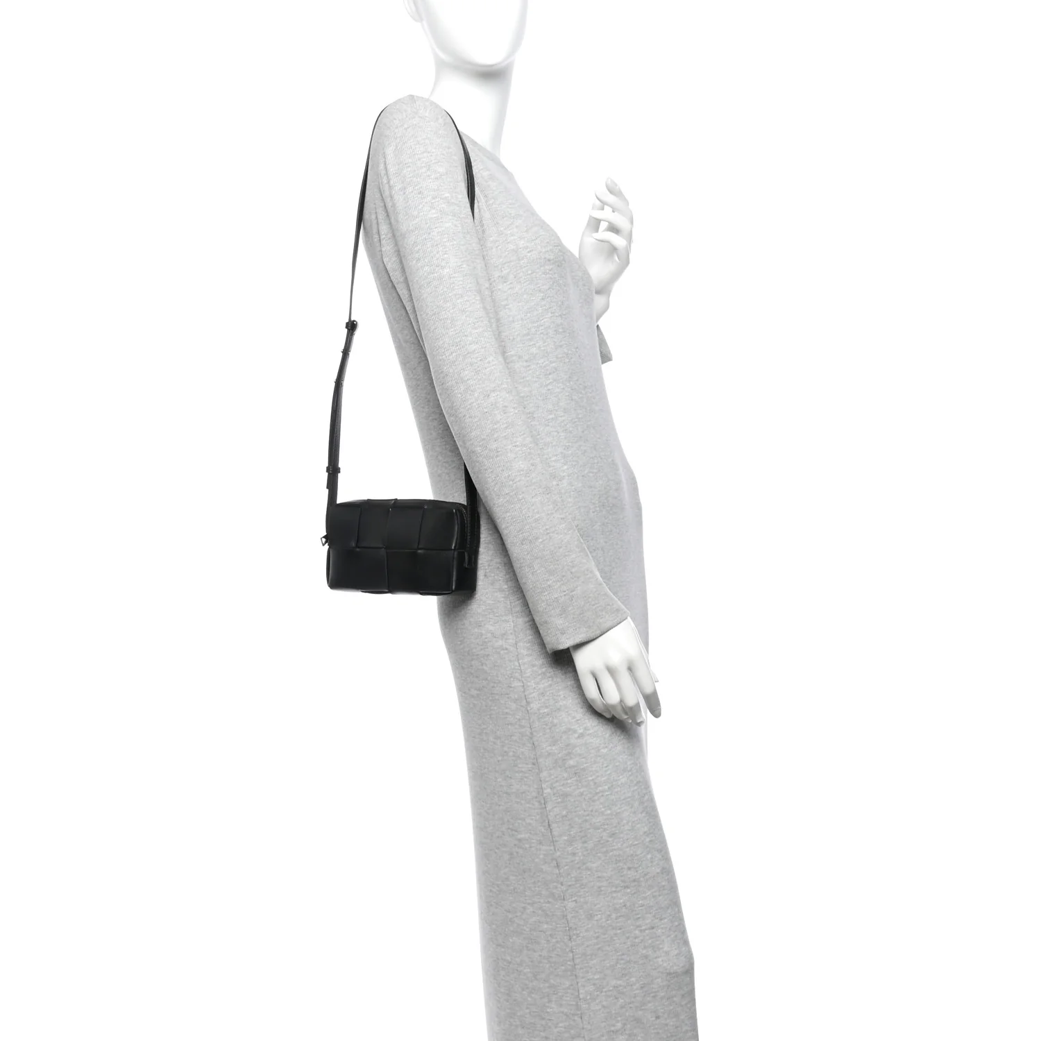Bottega Veneta Lambskin Maxi Intreccio Cassette Phone Pouch Crossbody Bag Black — view 2