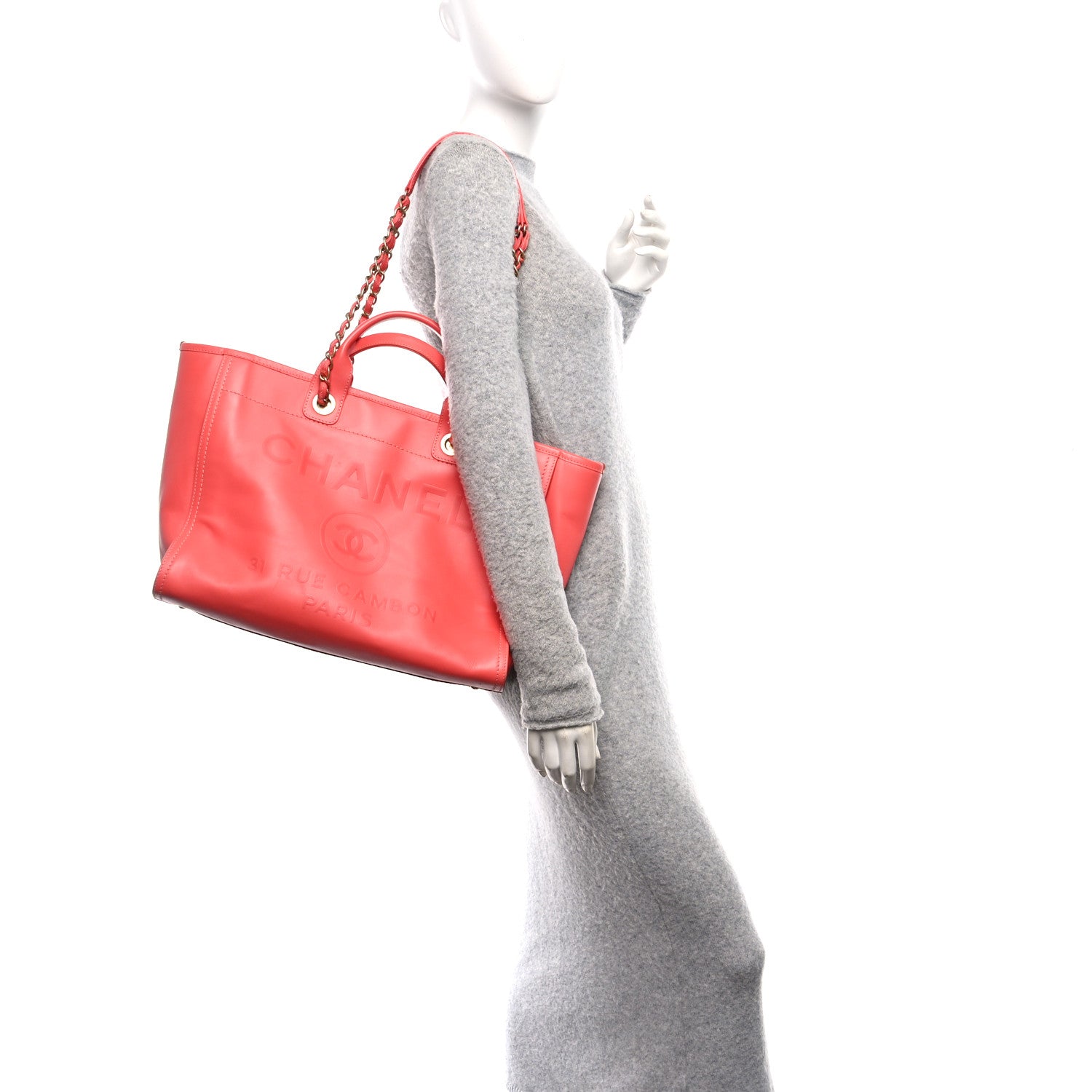 Calfskin Medium Deauville Tote Pink — view 2