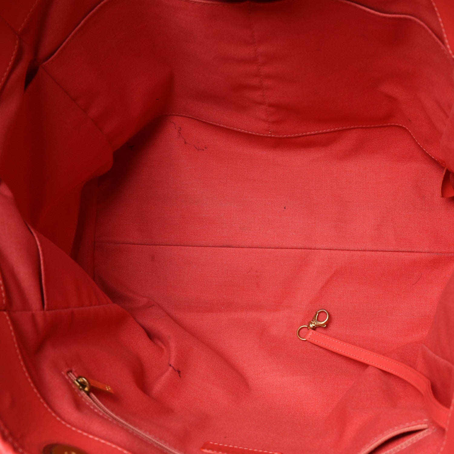 Calfskin Medium Deauville Tote Pink — view 5