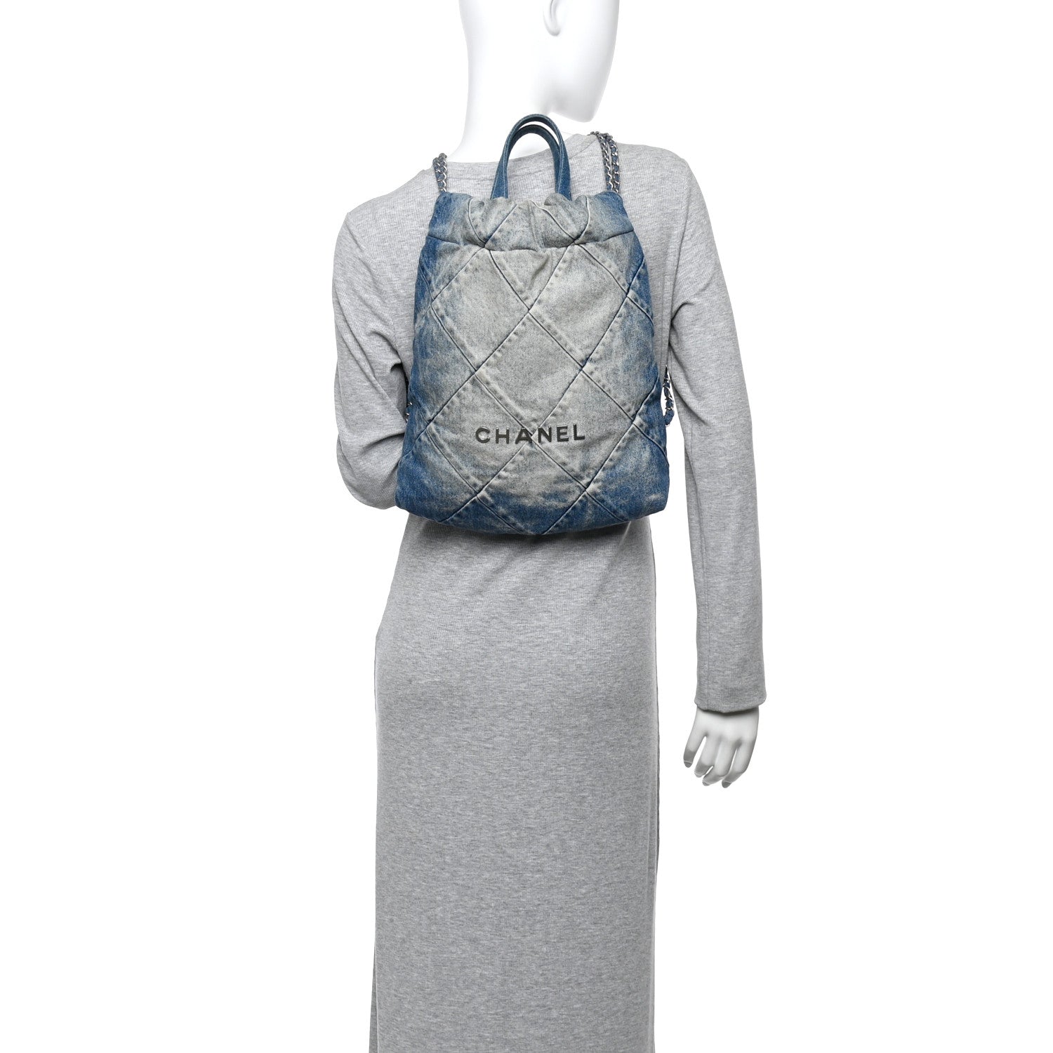 Denim Quilted Chanel 22 Backpack Blue — view 2