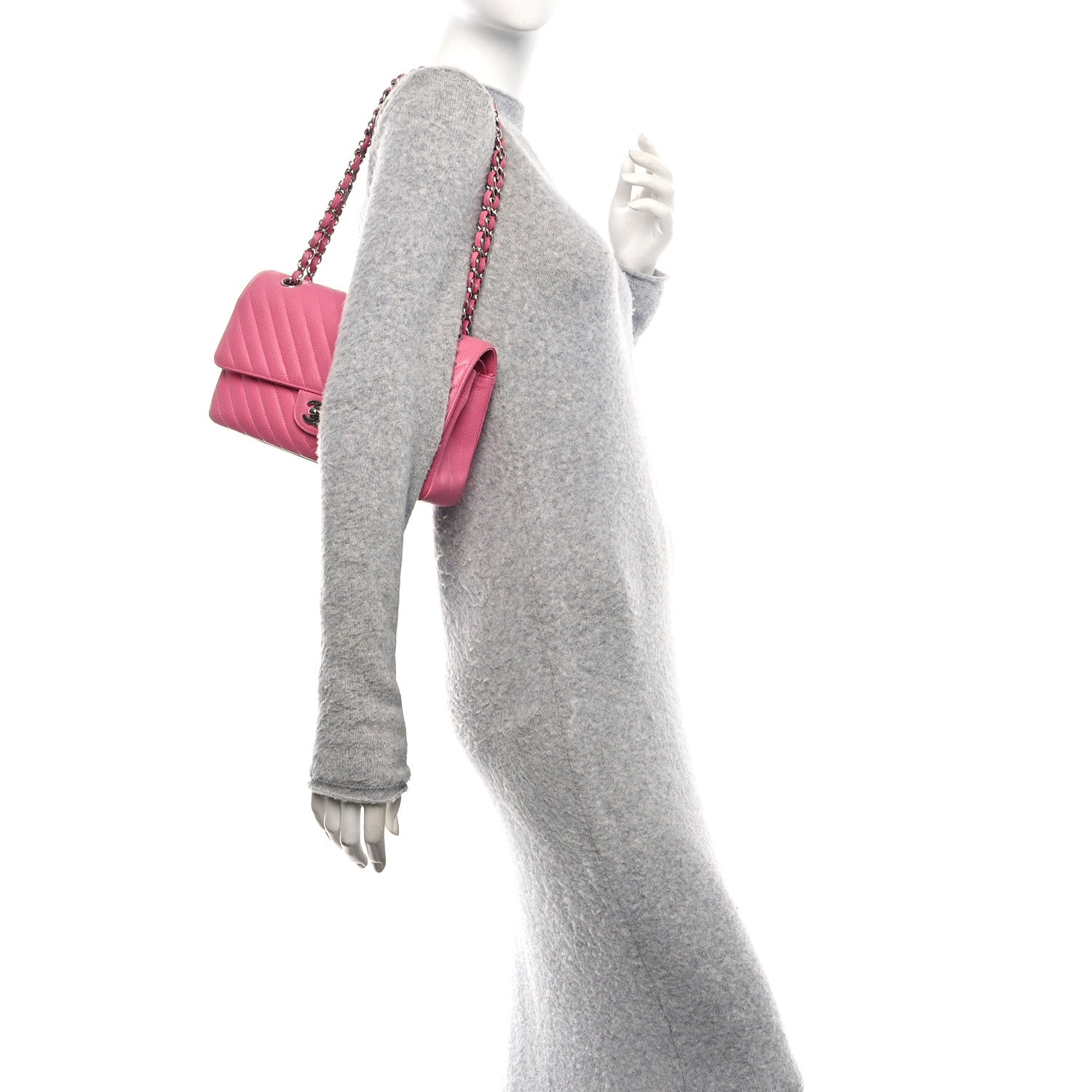Caviar Chevron Quilted Medium Double Flap Pink — view 2
