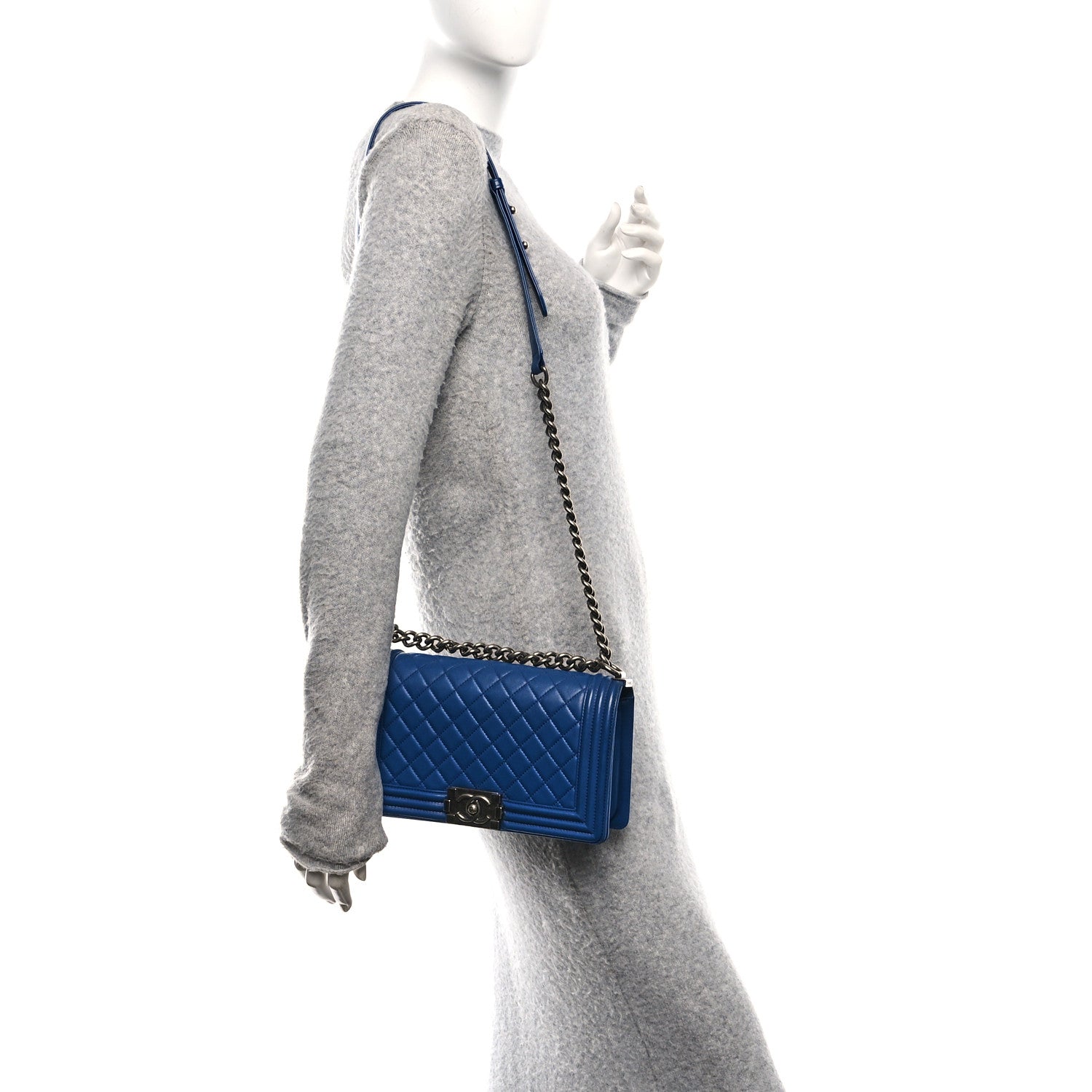 Lambskin Quilted Medium Boy Flap Blue — view 2