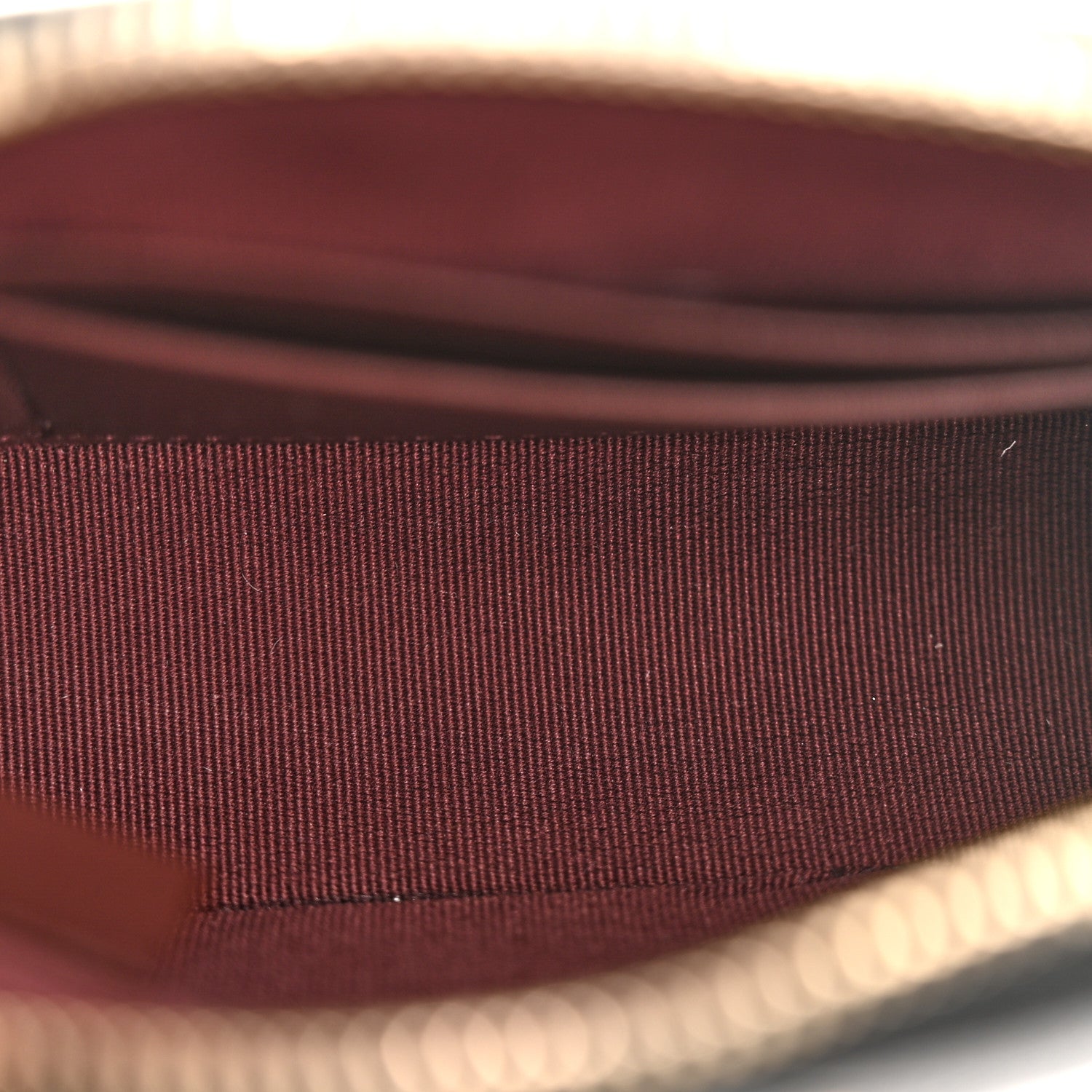Caviar Quilted Classic Clutch With Chain Black — view 5