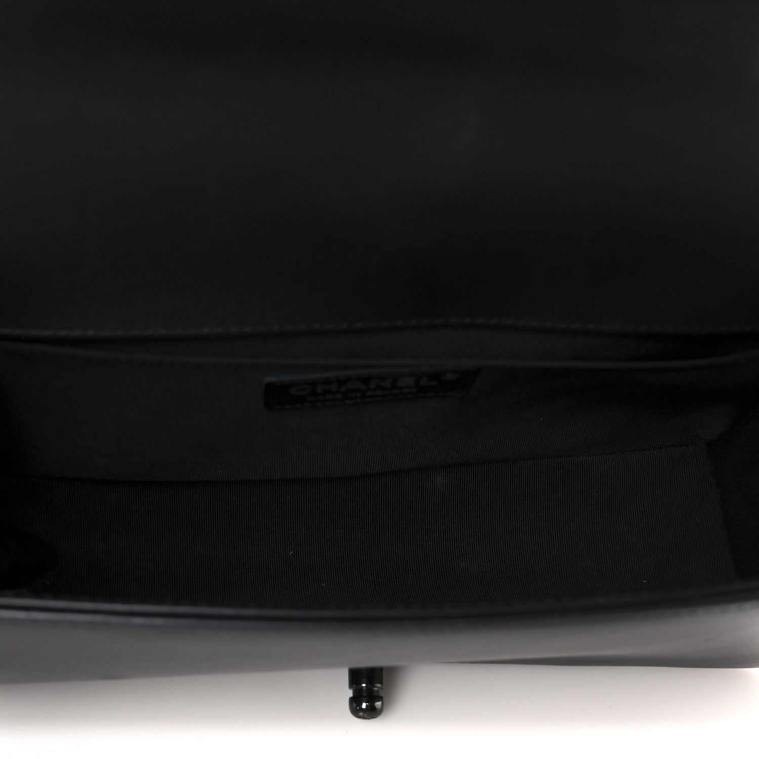 Calfskin Quilted Medium Boy Flap So Black — view 5