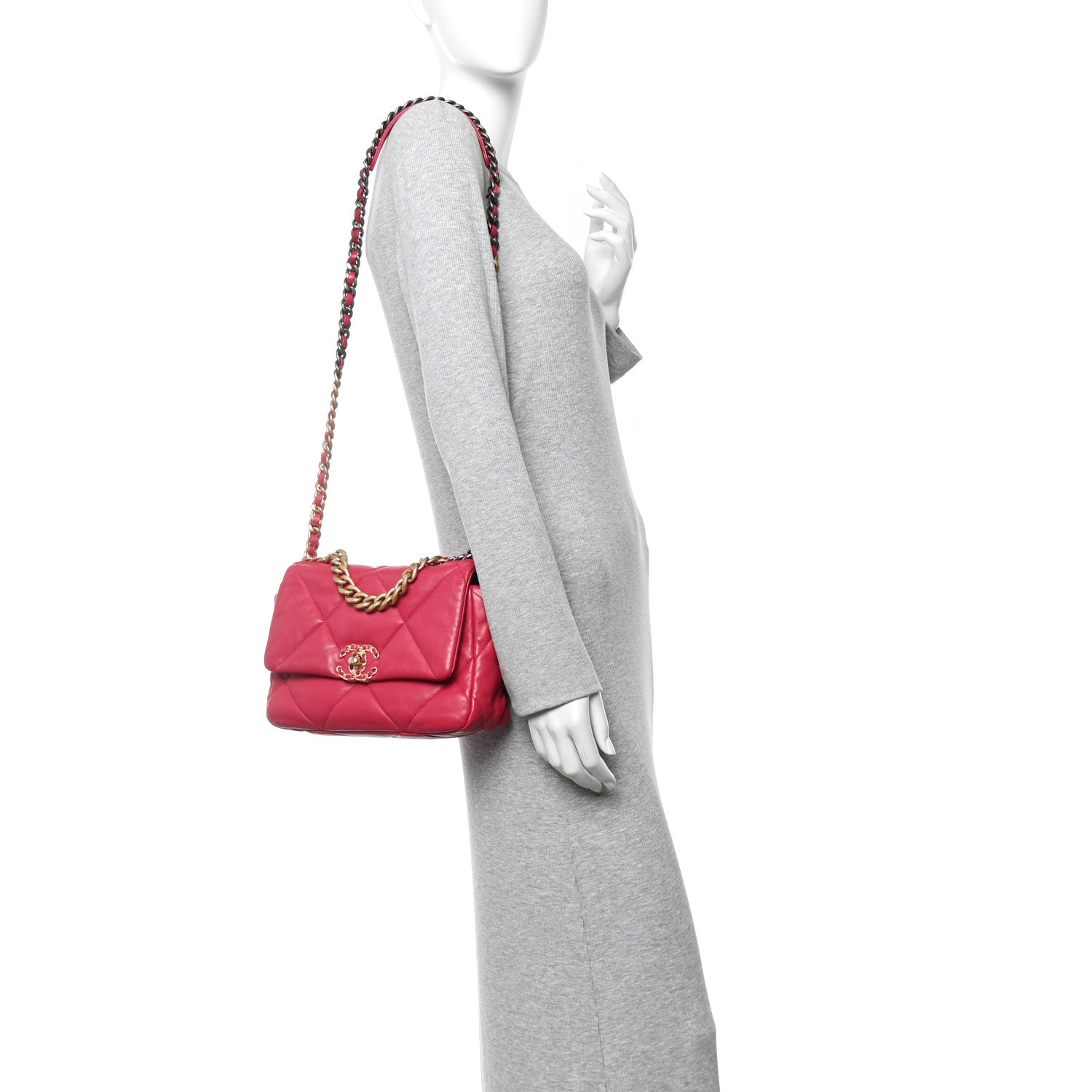 Lambskin Quilted Medium Chanel 19 Flap Dark Pink — view 2