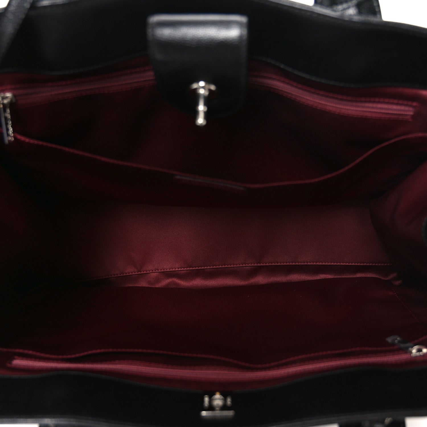 Caviar Medium Cerf Executive Shopper Tote Black — view 5
