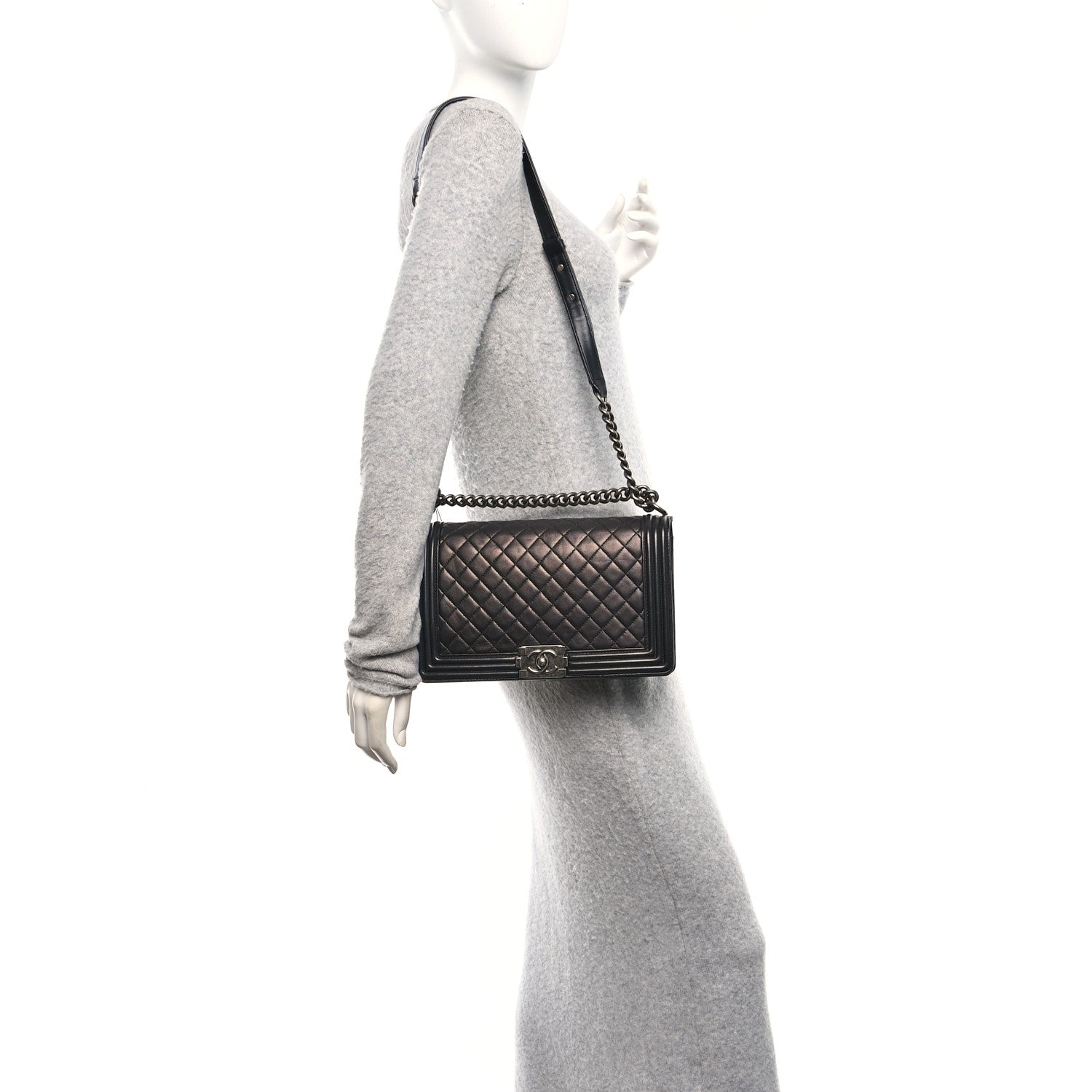 Lambskin Quilted New Medium Boy Flap Black — view 2