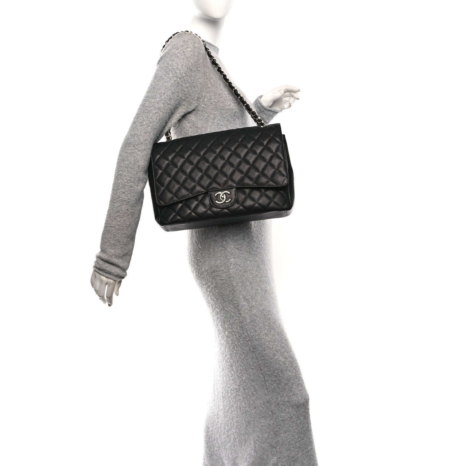 Caviar Quilted Maxi Double Flap Black — view 2