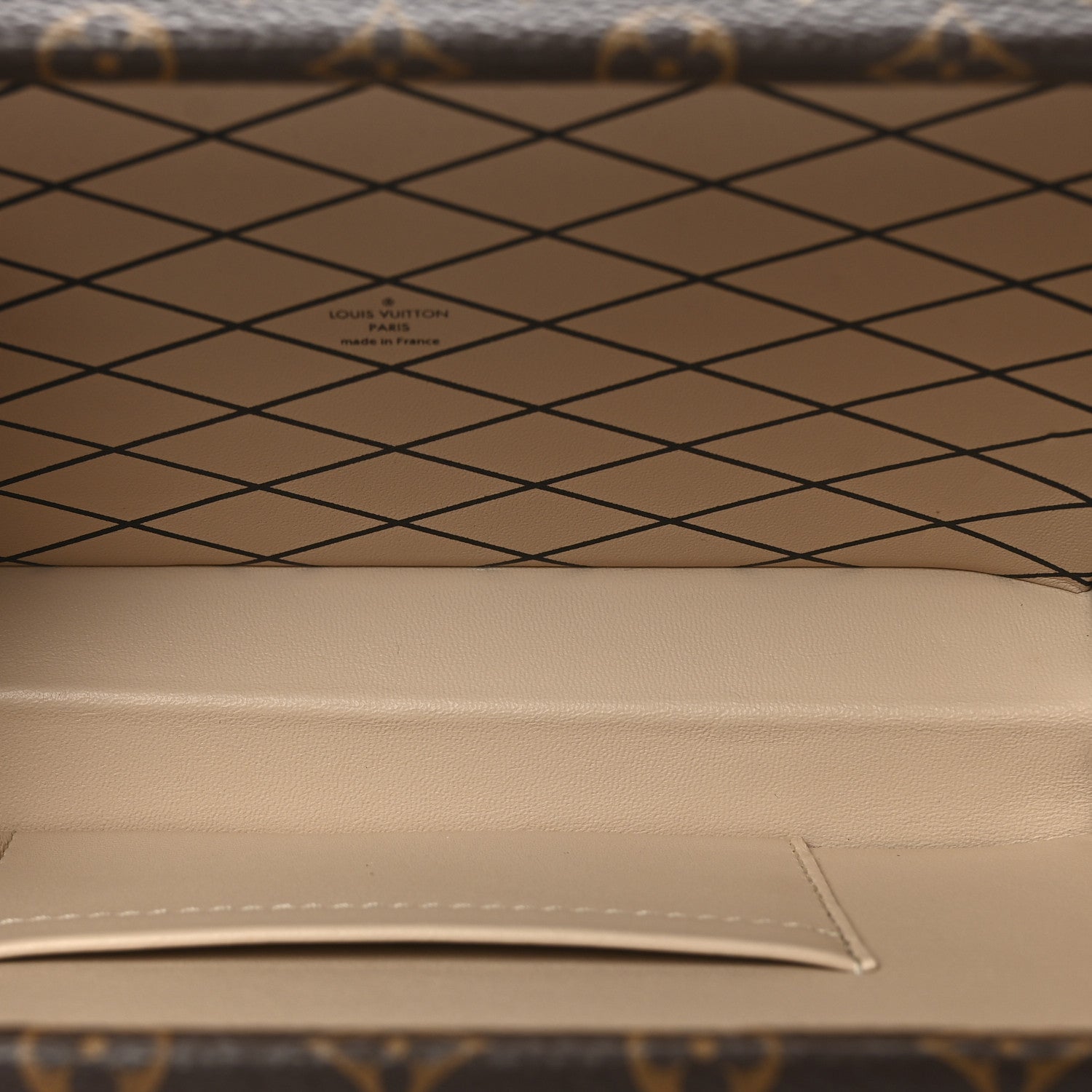 Monogram Petite Malle Black — view 5