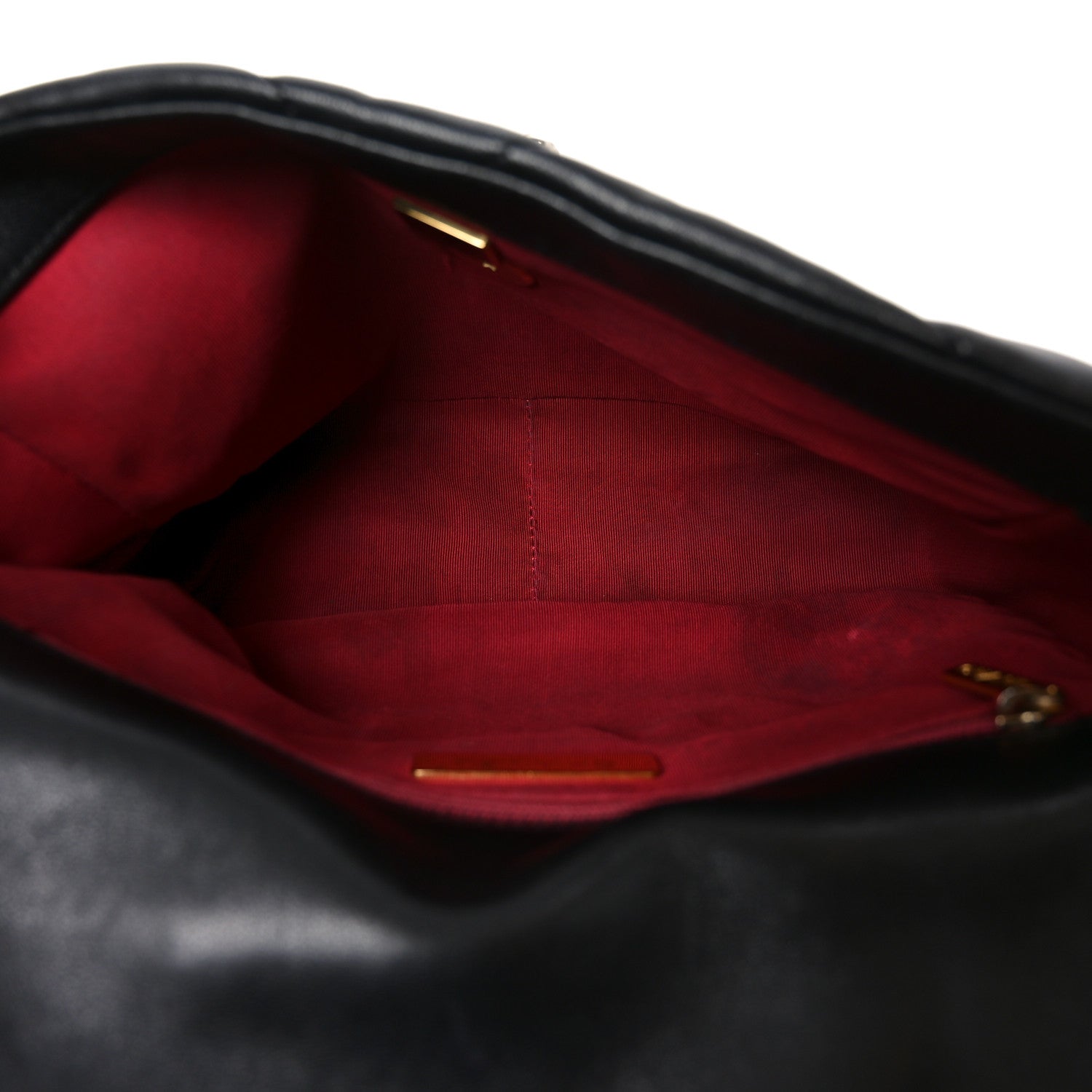 Lambskin Quilted Medium Chanel 19 Flap Black — view 5