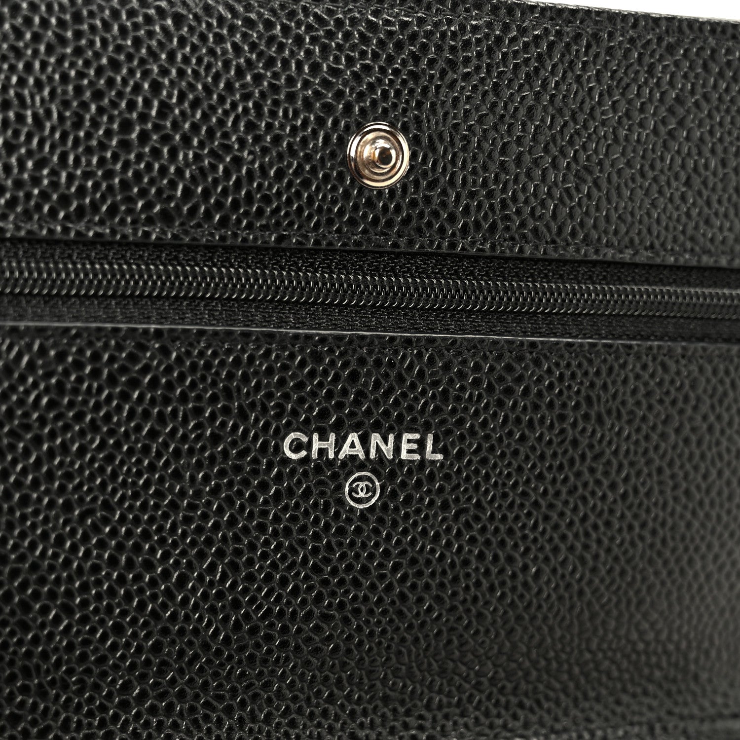 Caviar Quilted Wallet on Chain WOC Black — view 5