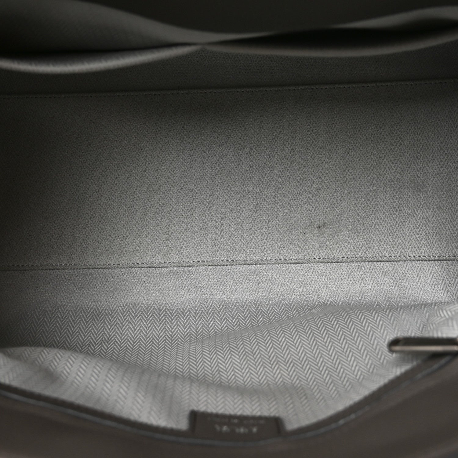 Icons Calfskin Medium Normandie Tote Grey — view 5