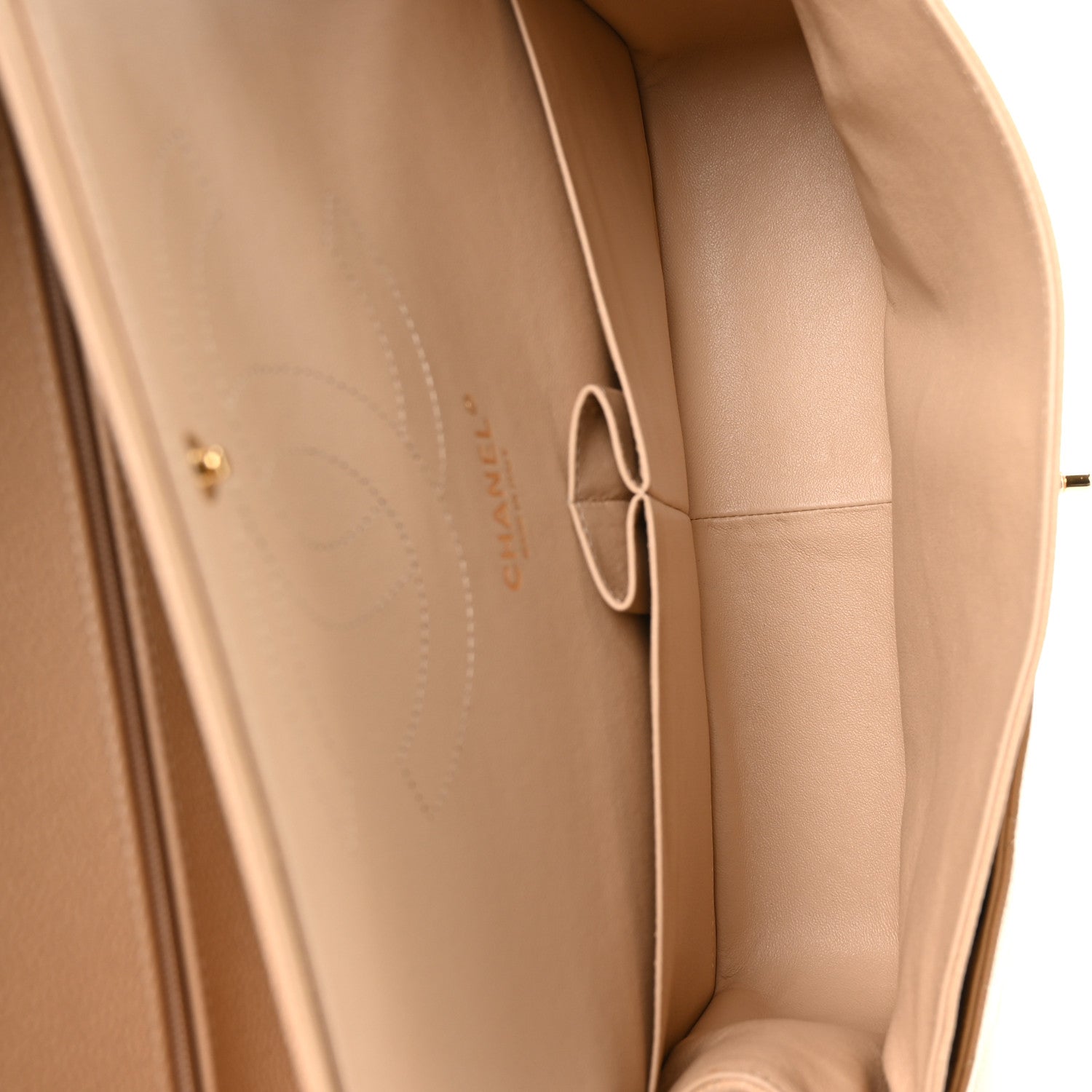 Caviar Quilted Jumbo Double Flap Beige Clair — view 5