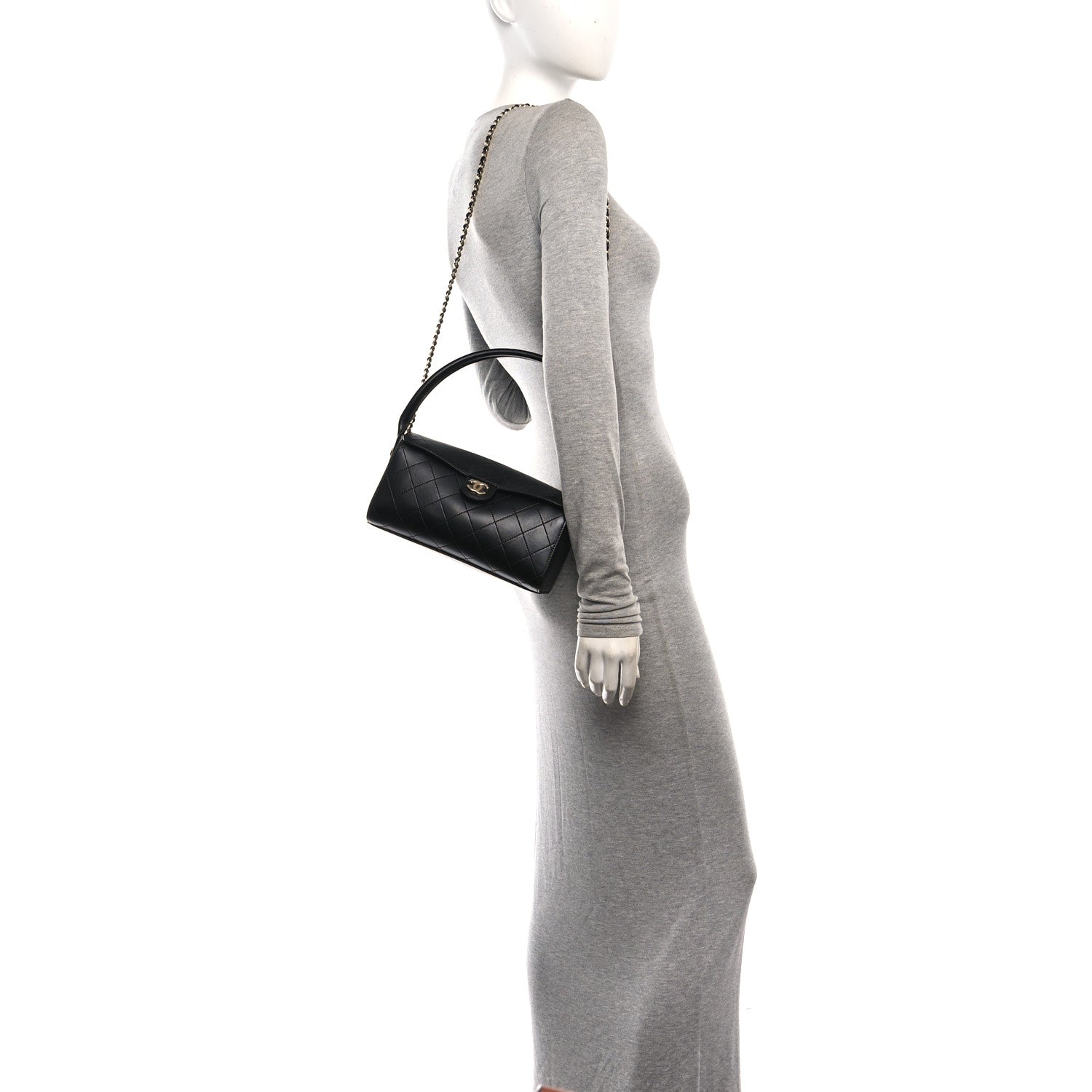 Lambskin Quilted Turn Around Clutch With Chain Black — view 2