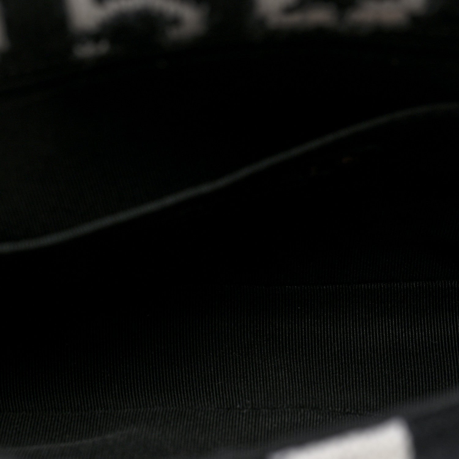 Cashmere Knit Coco Neige Flap Black White — view 5
