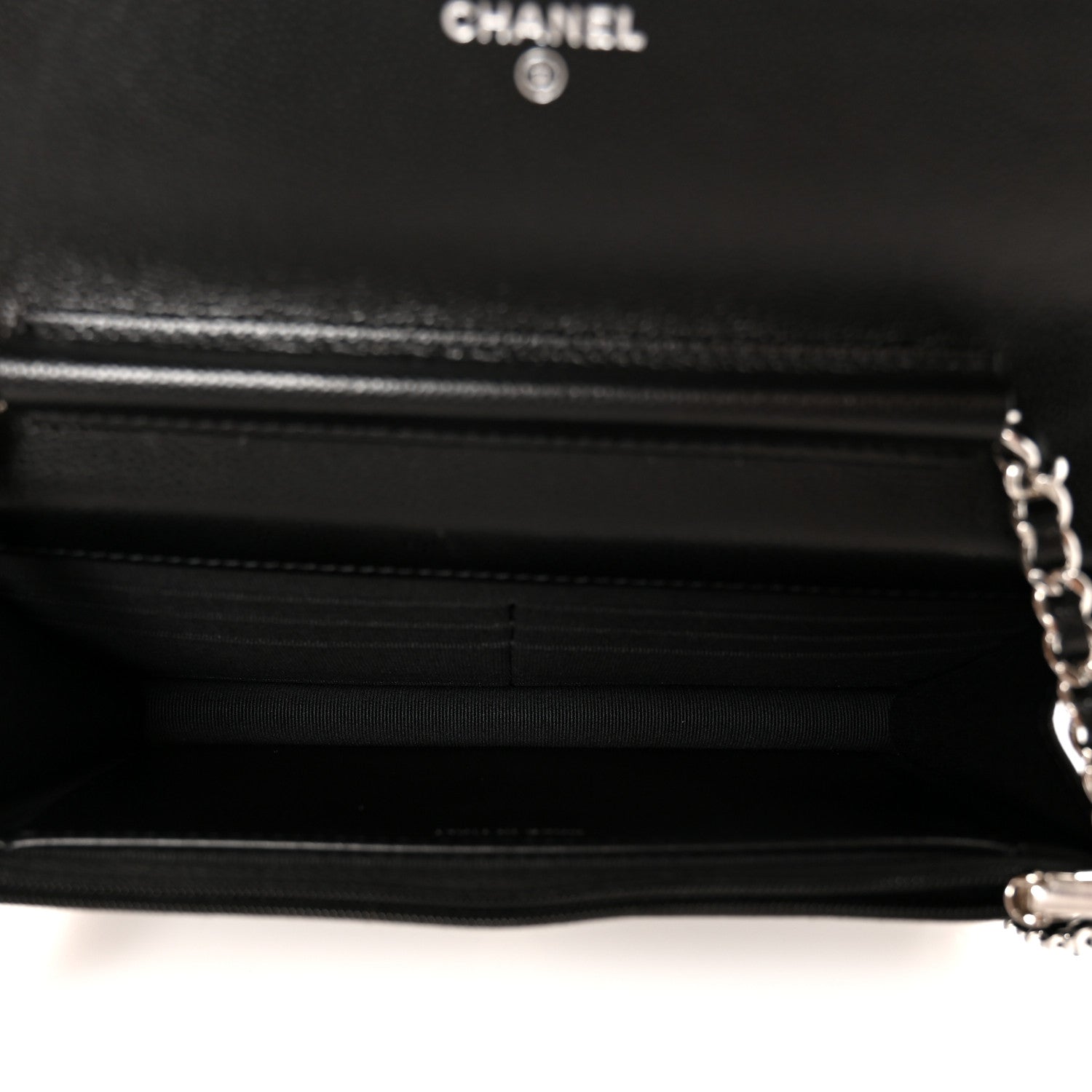 Caviar Quilted Chanel 19 Wallet On Chain WOC Black White — view 5