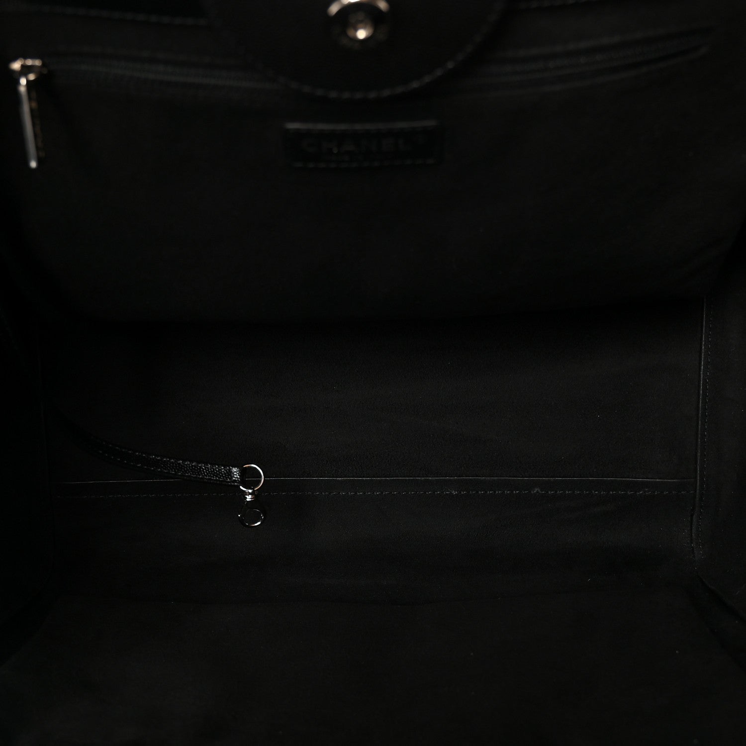 Caviar Medium Studded Deauville Tote Black — view 5