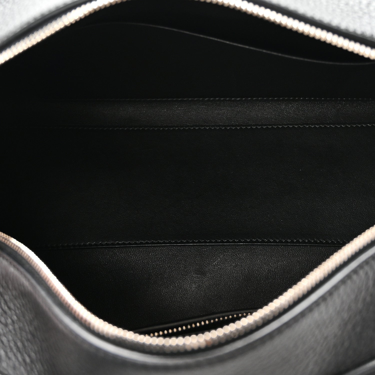 Grained Calfskin EW India Black — view 5