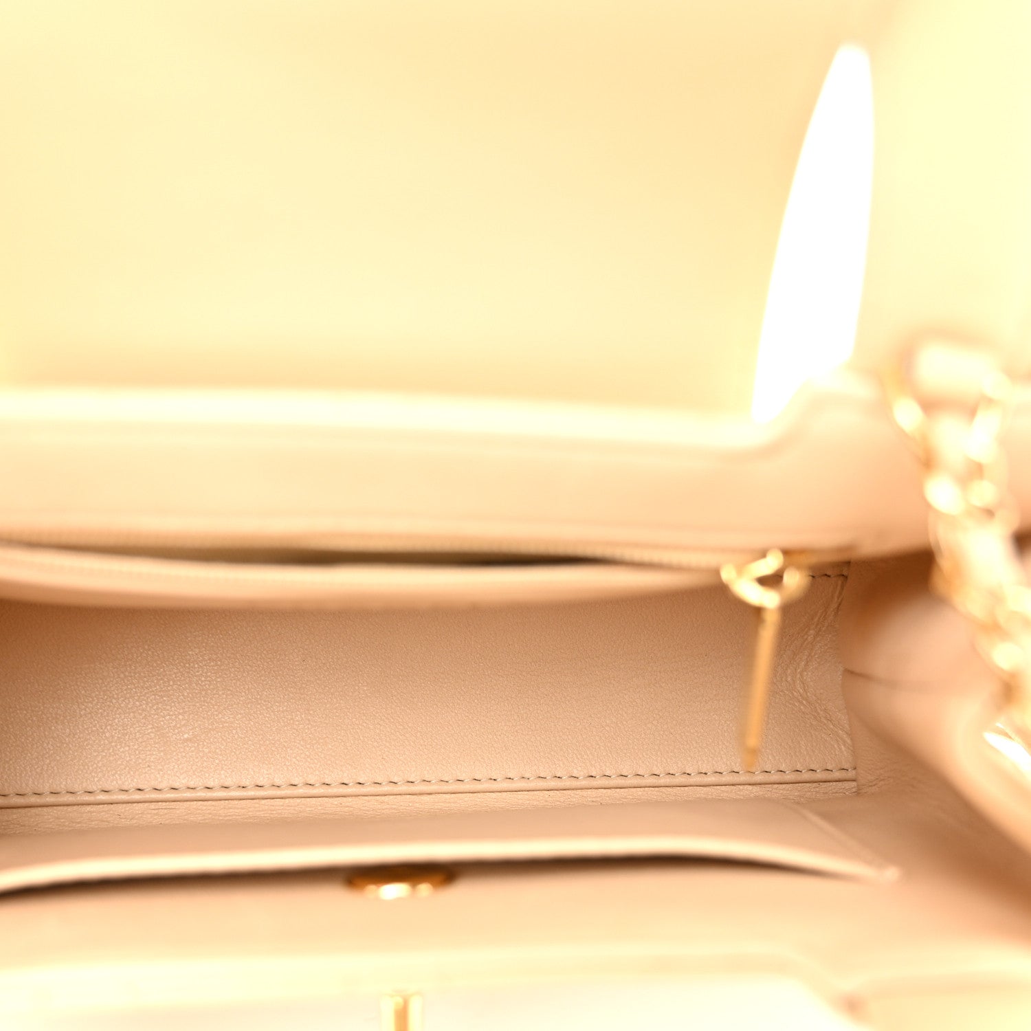 Lambskin Fringe Nano Kelly Shopper Beige — view 5