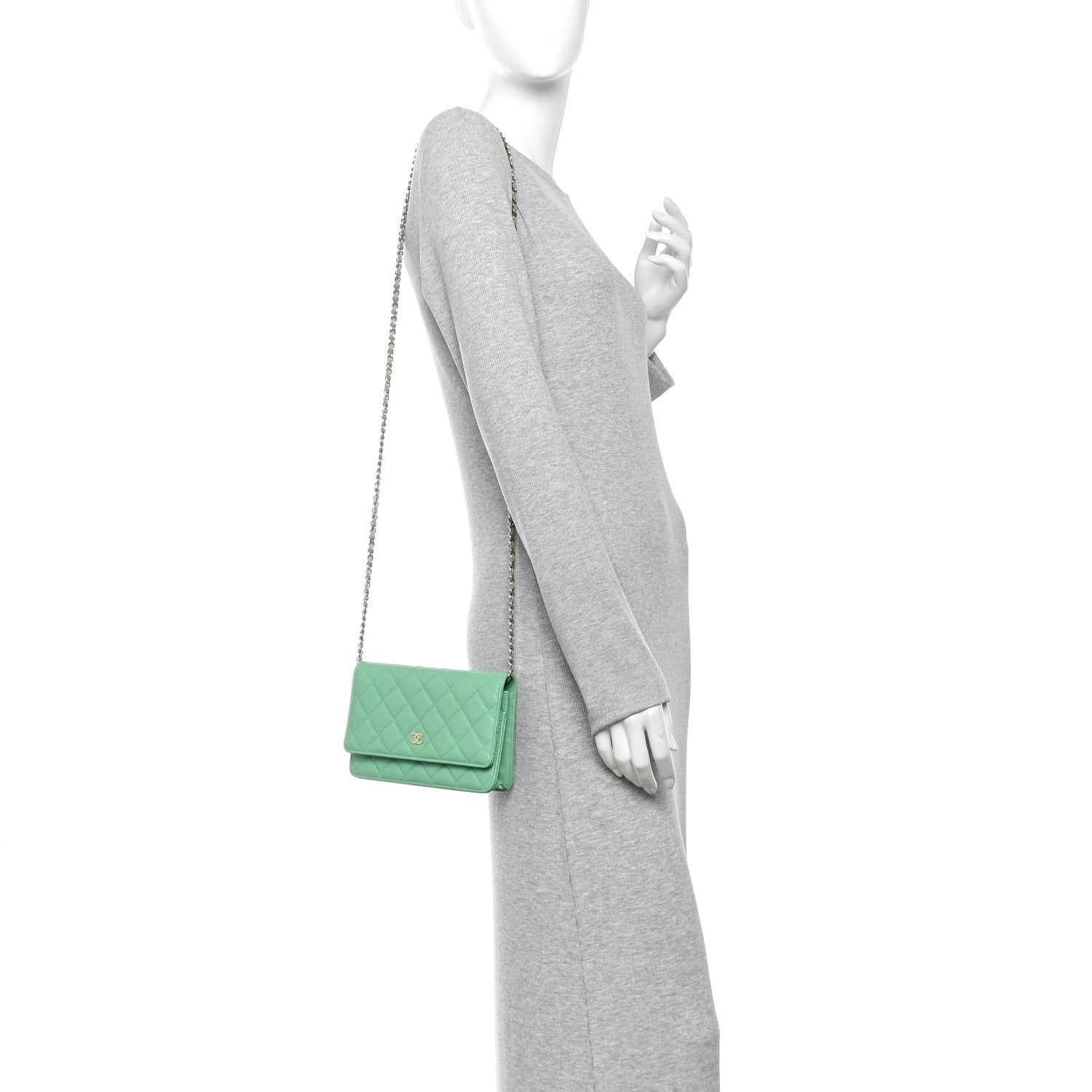 Caviar Quilted Wallet On Chain WOC Green — view 2
