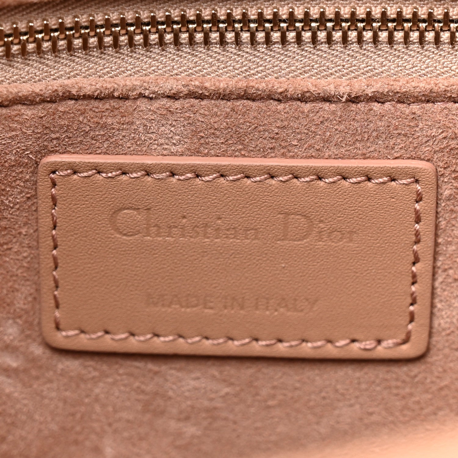 Ultra Matte Calfskin Cannage Medium Lady Dior Beige — view 5