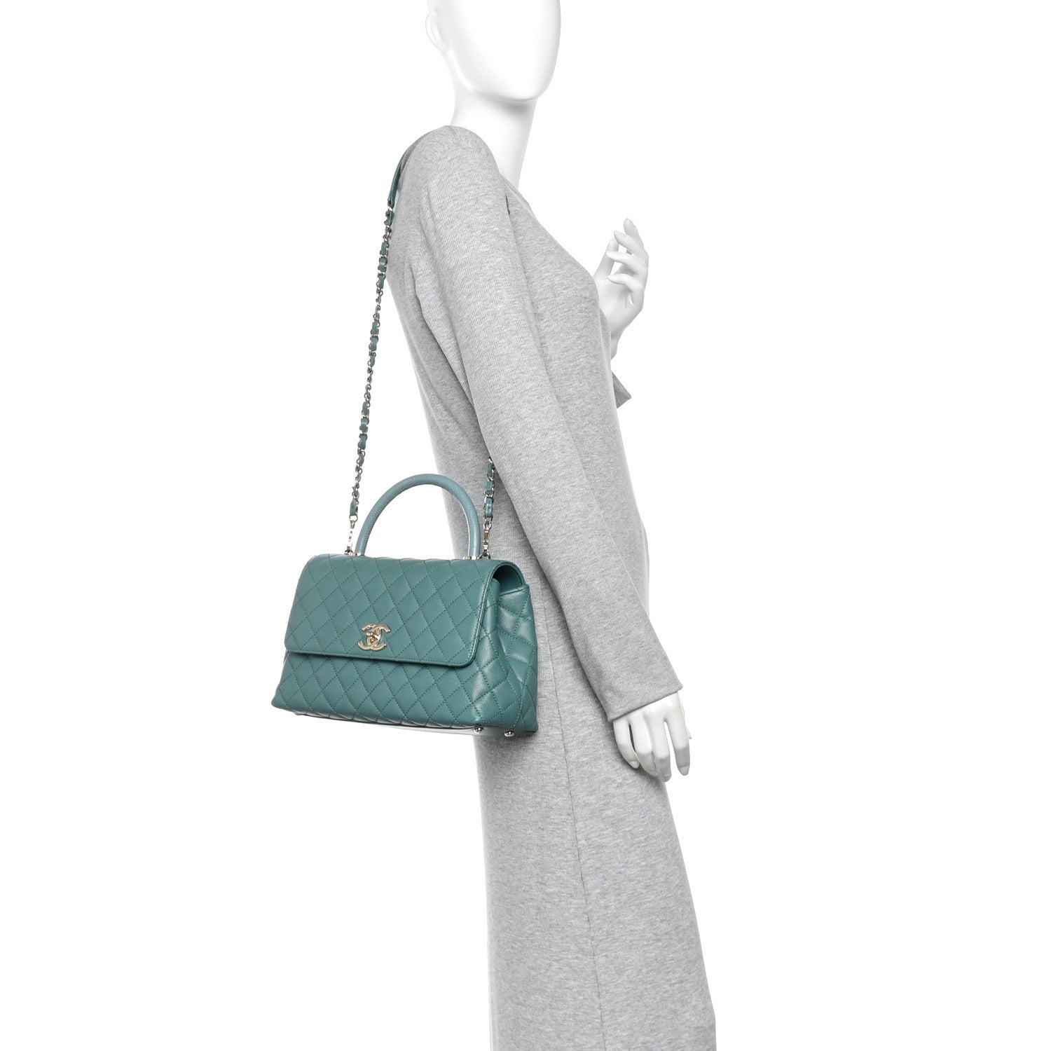 Caviar Quilted Lizard Embossed Small Coco Handle Flap Green — view 2