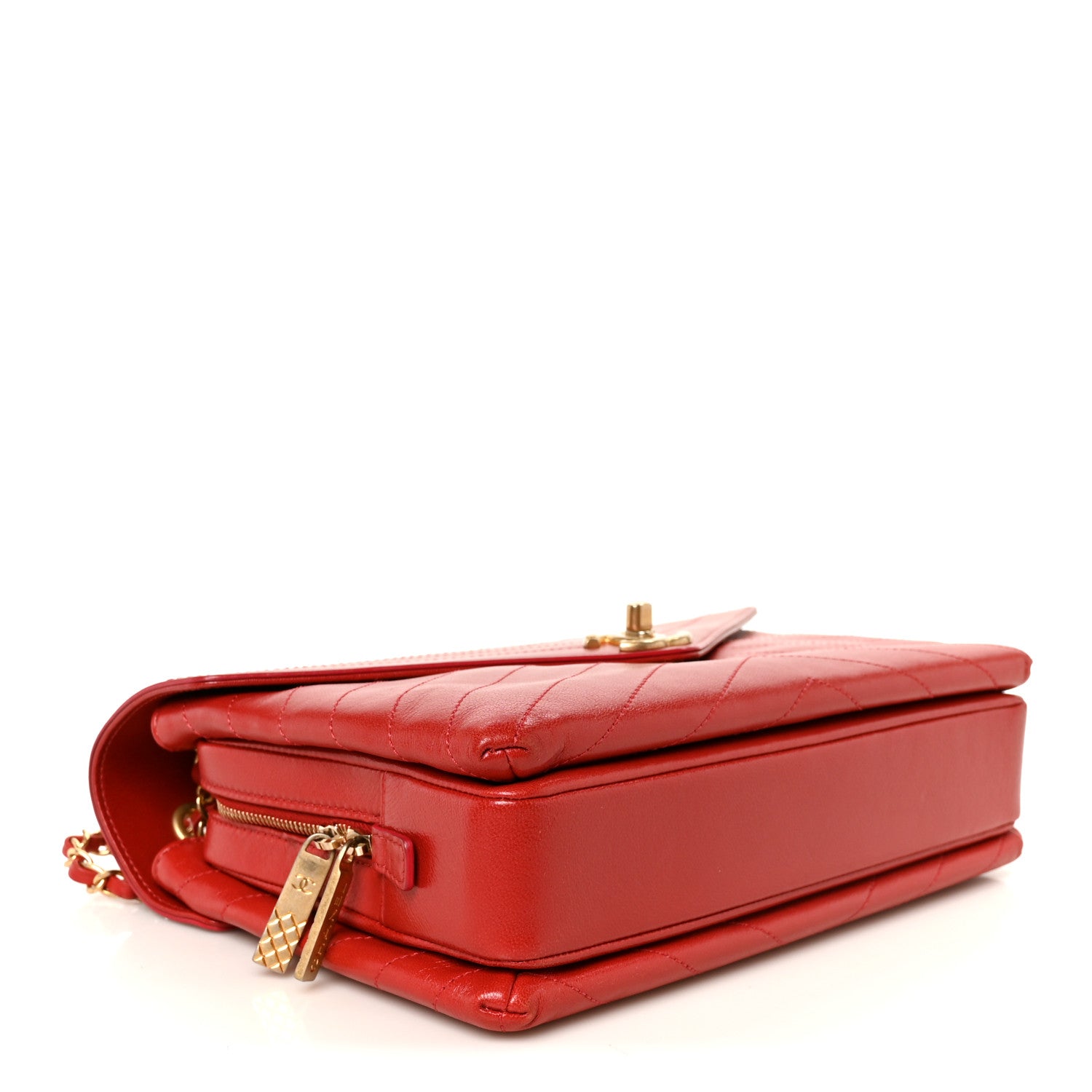 Lambskin Chevron Stitched Envelope Flap Bag Red — view 4