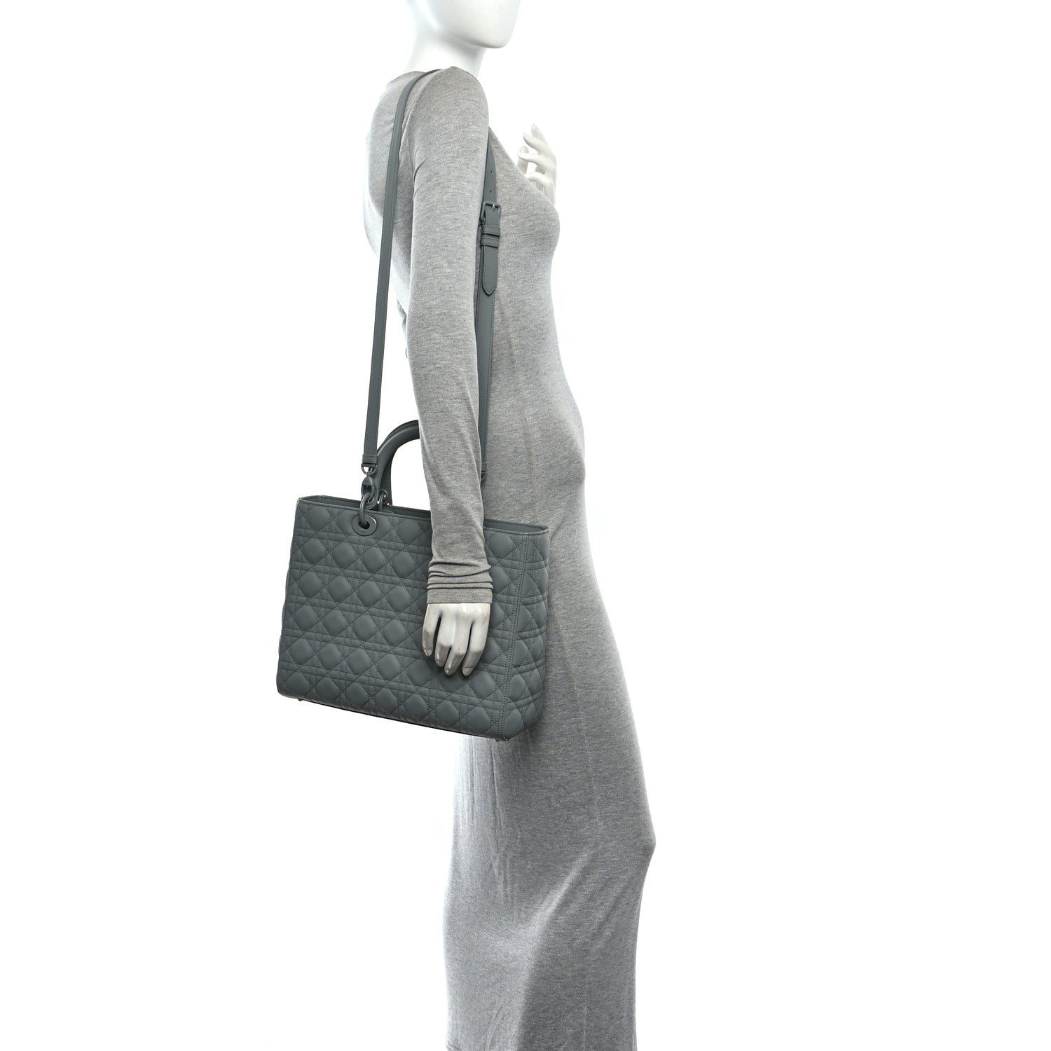 Ultra Matte Calfskin Cannage Large Lady Dior Grey Stone Grey Stone — view 2