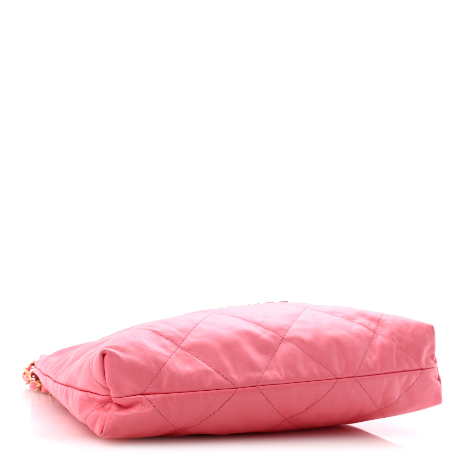 Shiny Calfskin Quilted Chanel 22 Coral Pink — view 4
