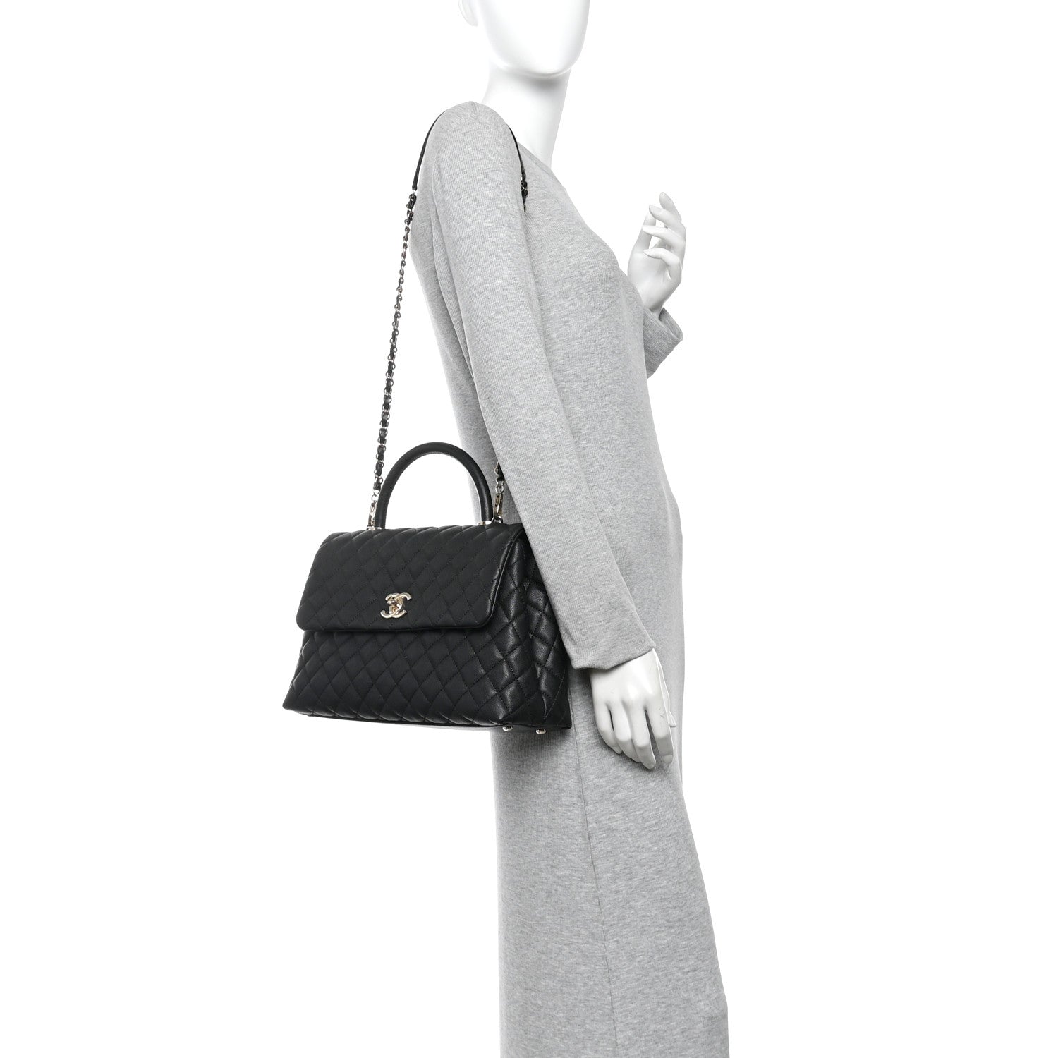 Caviar Quilted Medium Coco Handle Flap Black — view 2