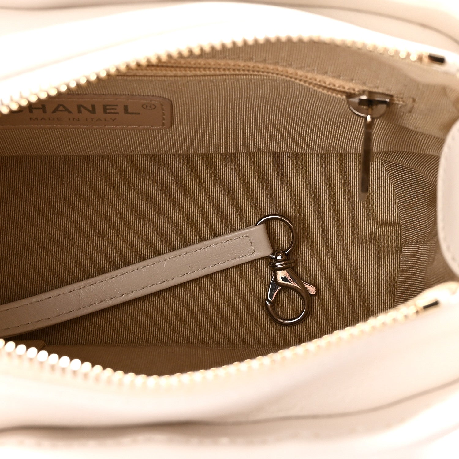 Rattan Calfskin Small Gabrielle Hobo Beige Ivory — view 5