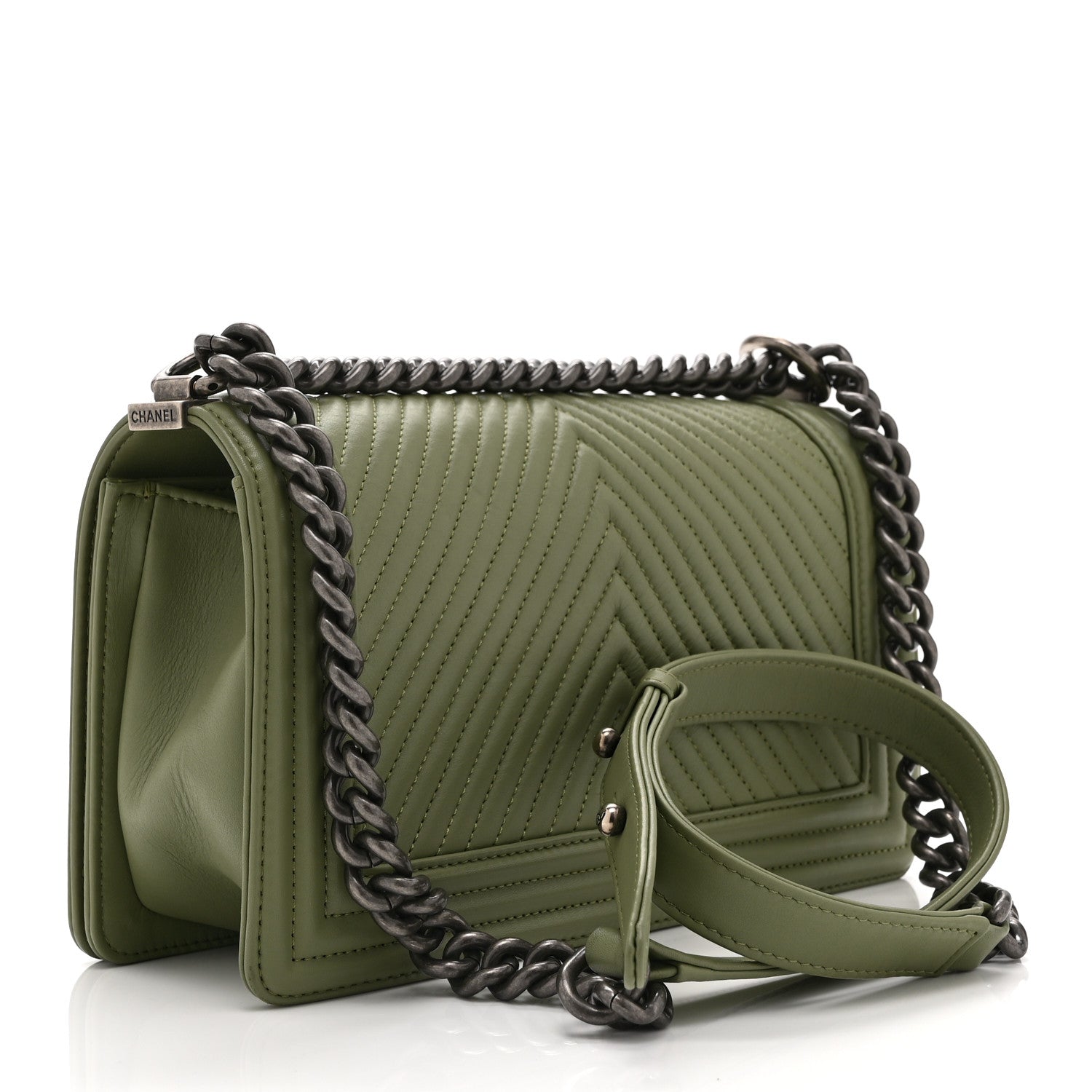 Calfskin Chevron Quilted Medium Boy Flap Green — view 3