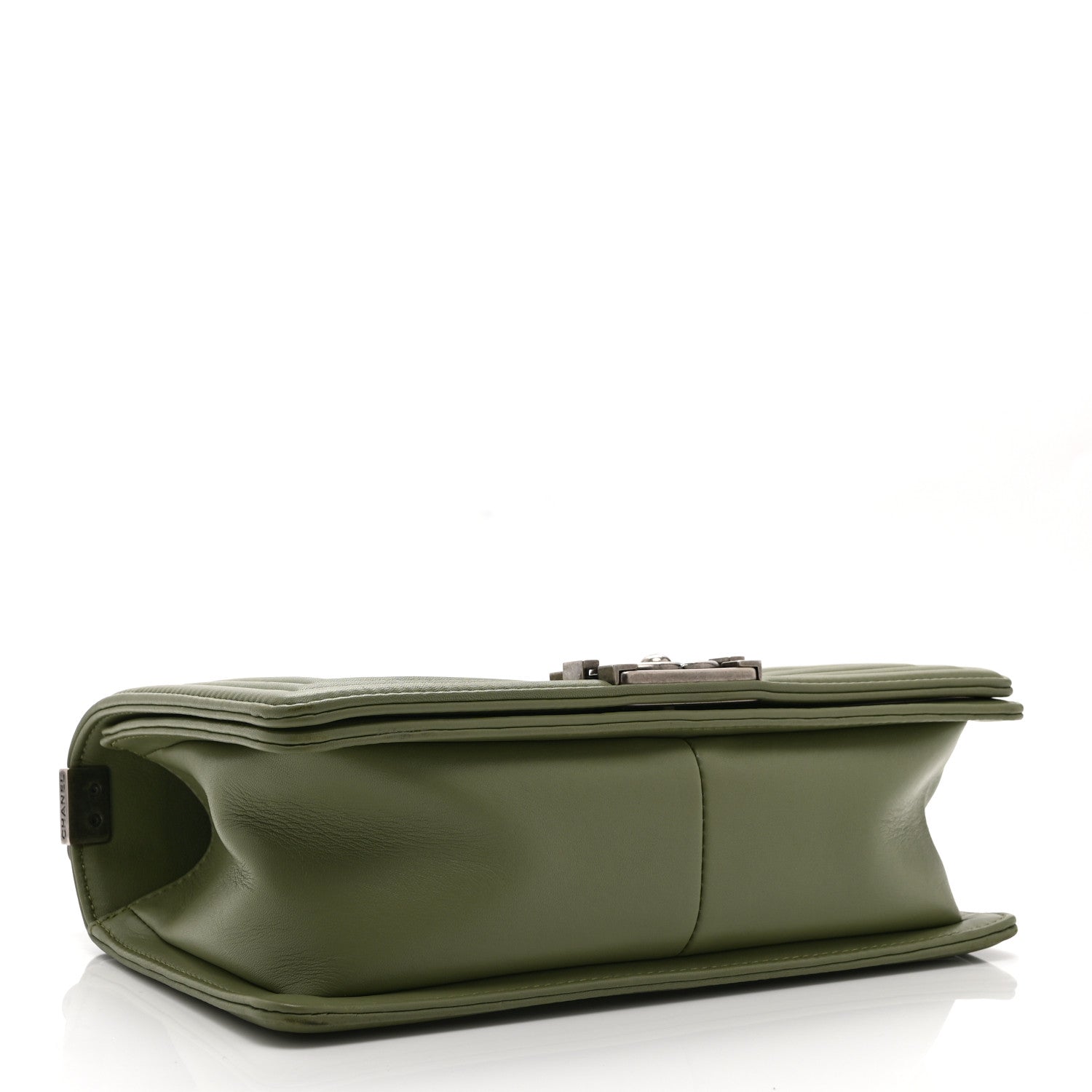 Calfskin Chevron Quilted Medium Boy Flap Green — view 4