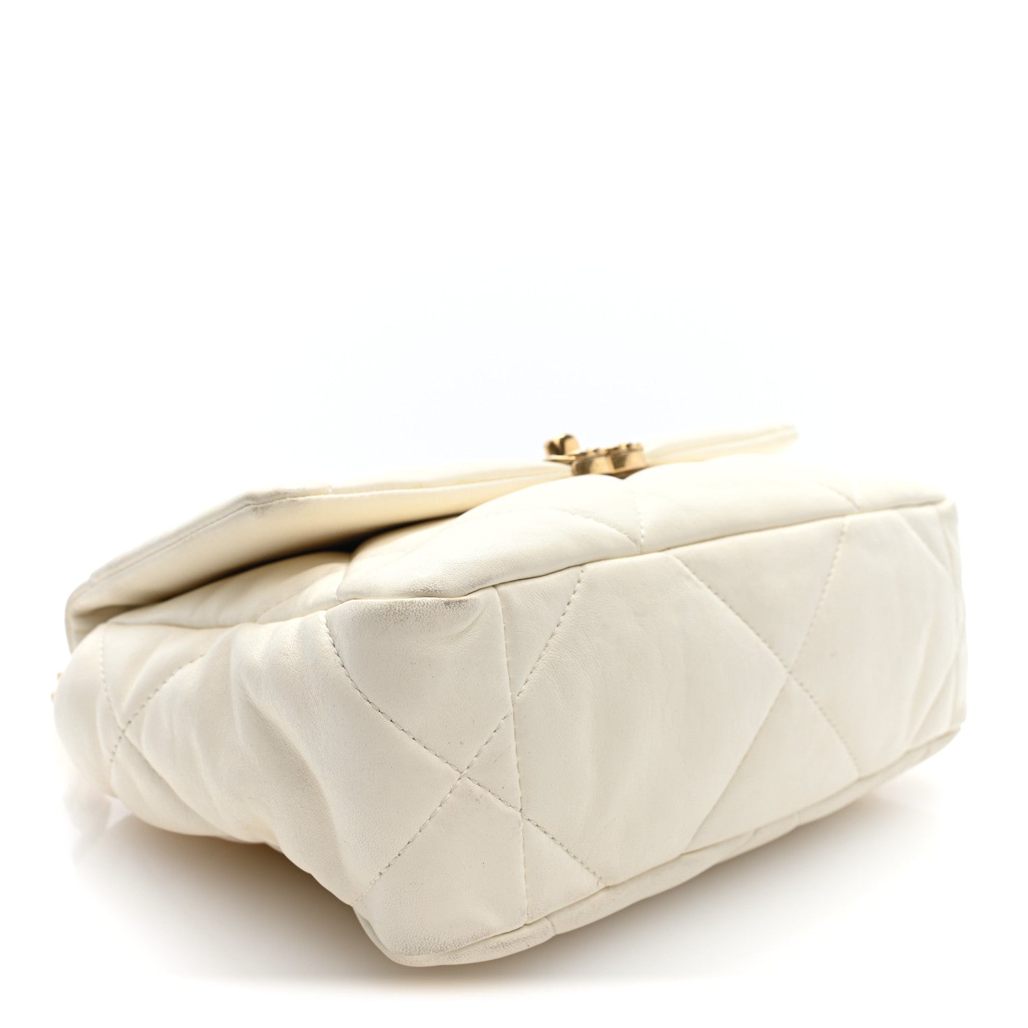 Lambskin Quilted Medium Chanel 19 Flap White White — view 4