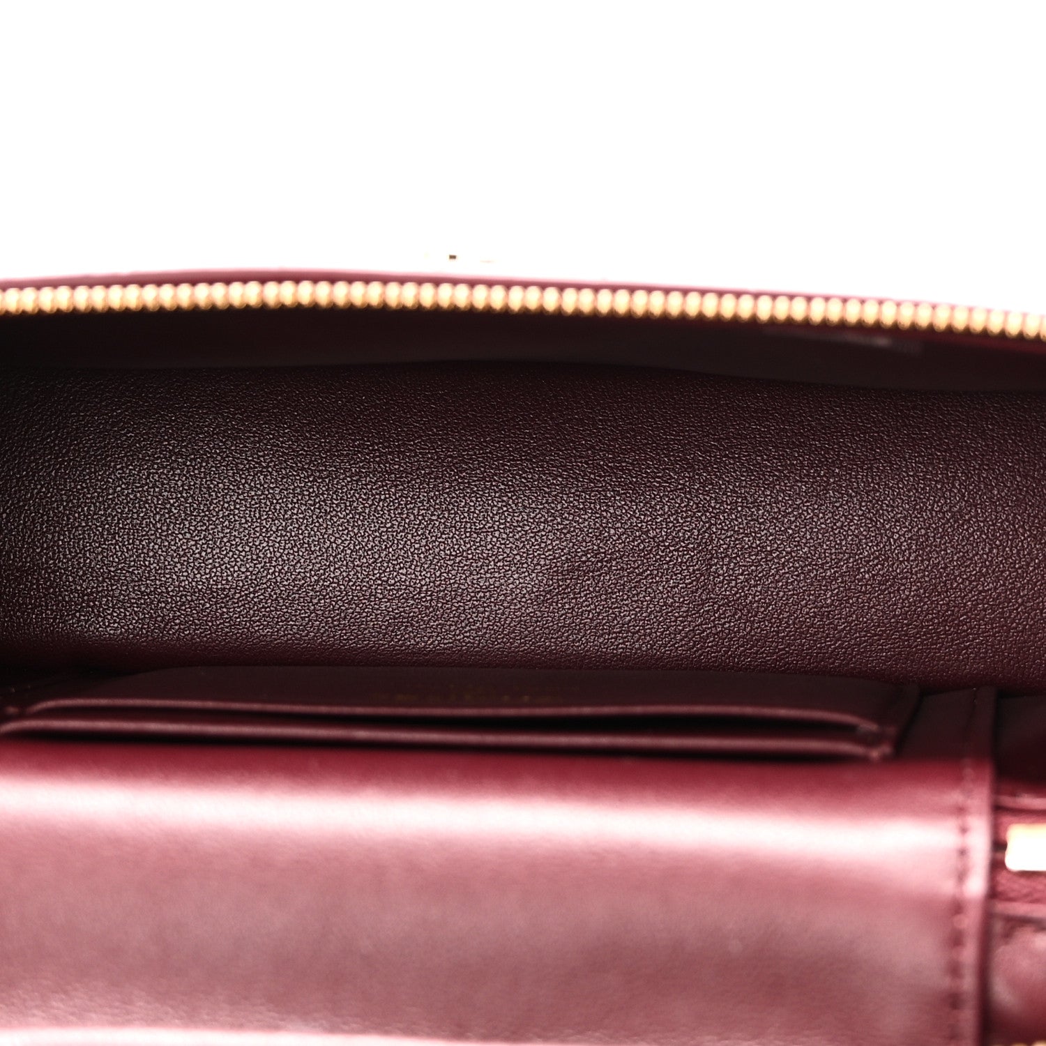 Calfskin Crocodile Embossed Crococo Exoticoco Vanity With Chain Dark Burgundy — view 5