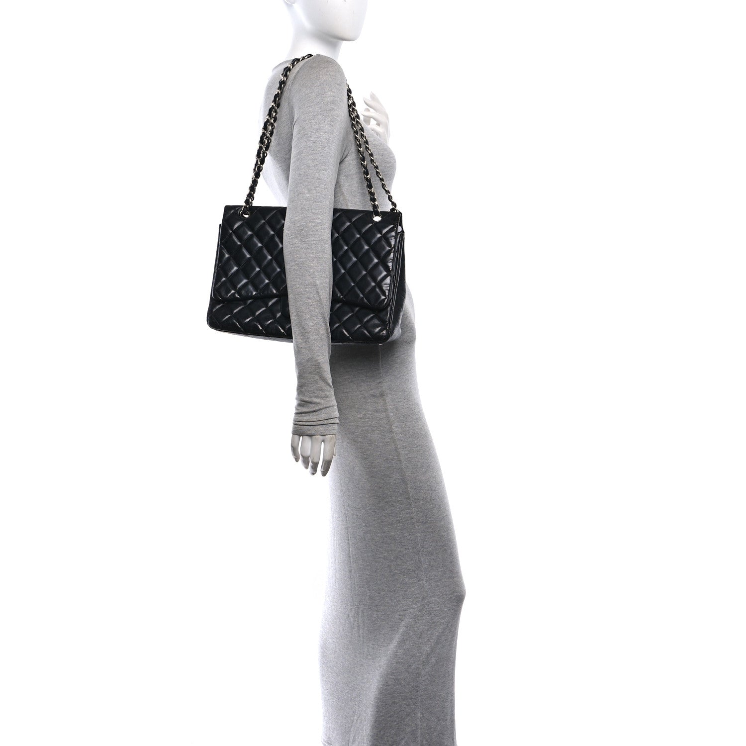 Lambskin Quilted Maxi Double Flap Black — view 2