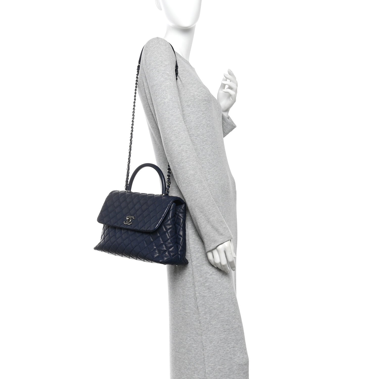 Caviar Quilted Medium Coco Handle Flap Navy Blue — view 2