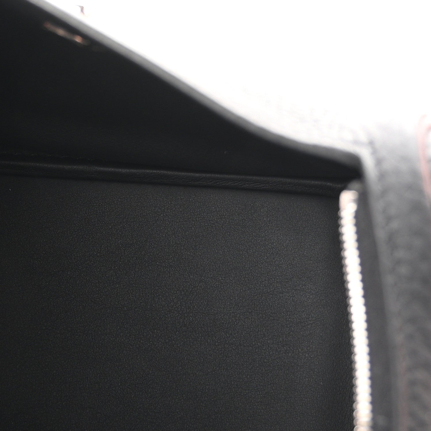 Taurillon Clemence Mini Lindy 20 Black — view 5