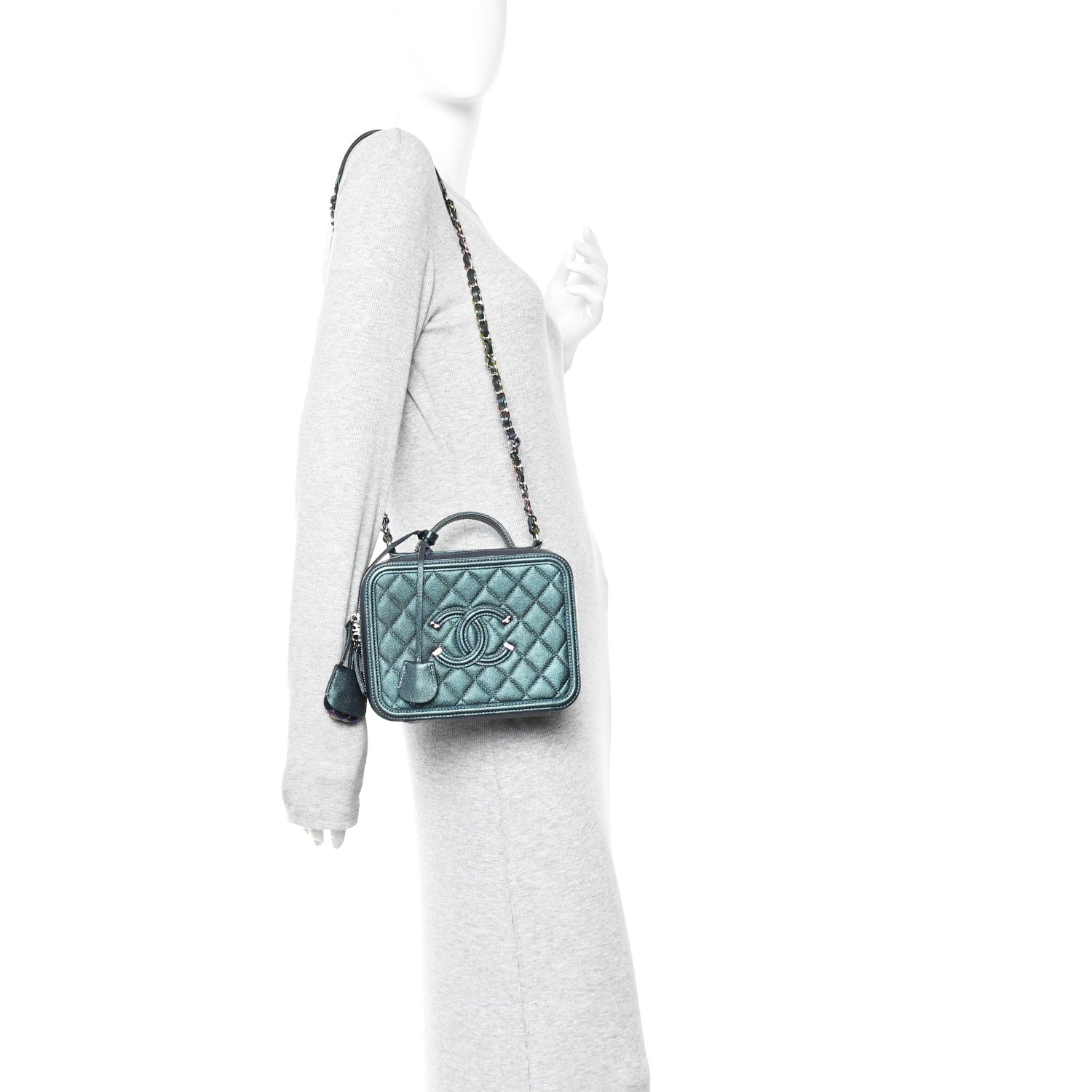 Iridescent Caviar Quilted Medium CC Filigree Vanity Case Dark Turquoise — view 2